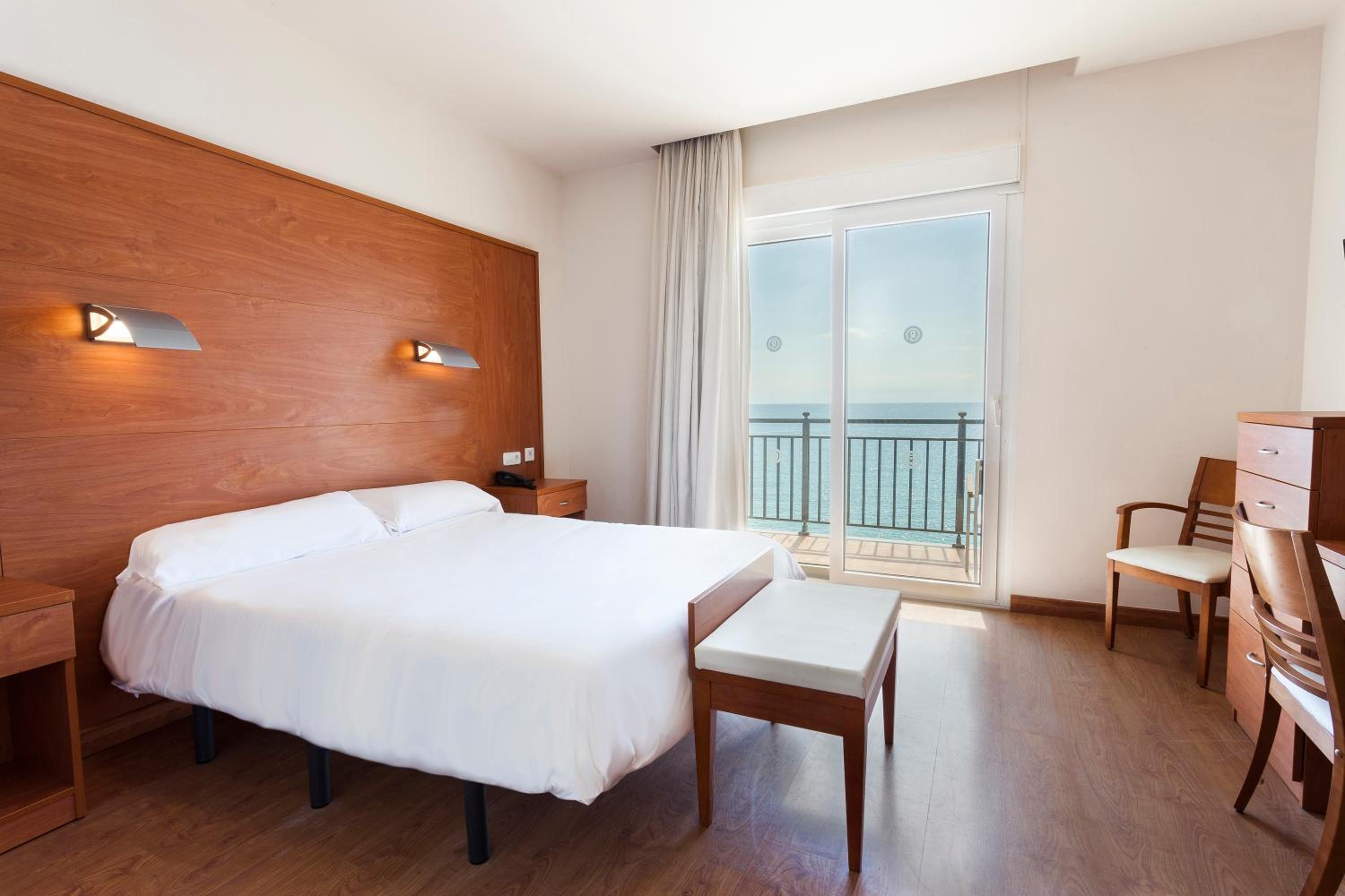 Habitación Doble con Vista al Mar