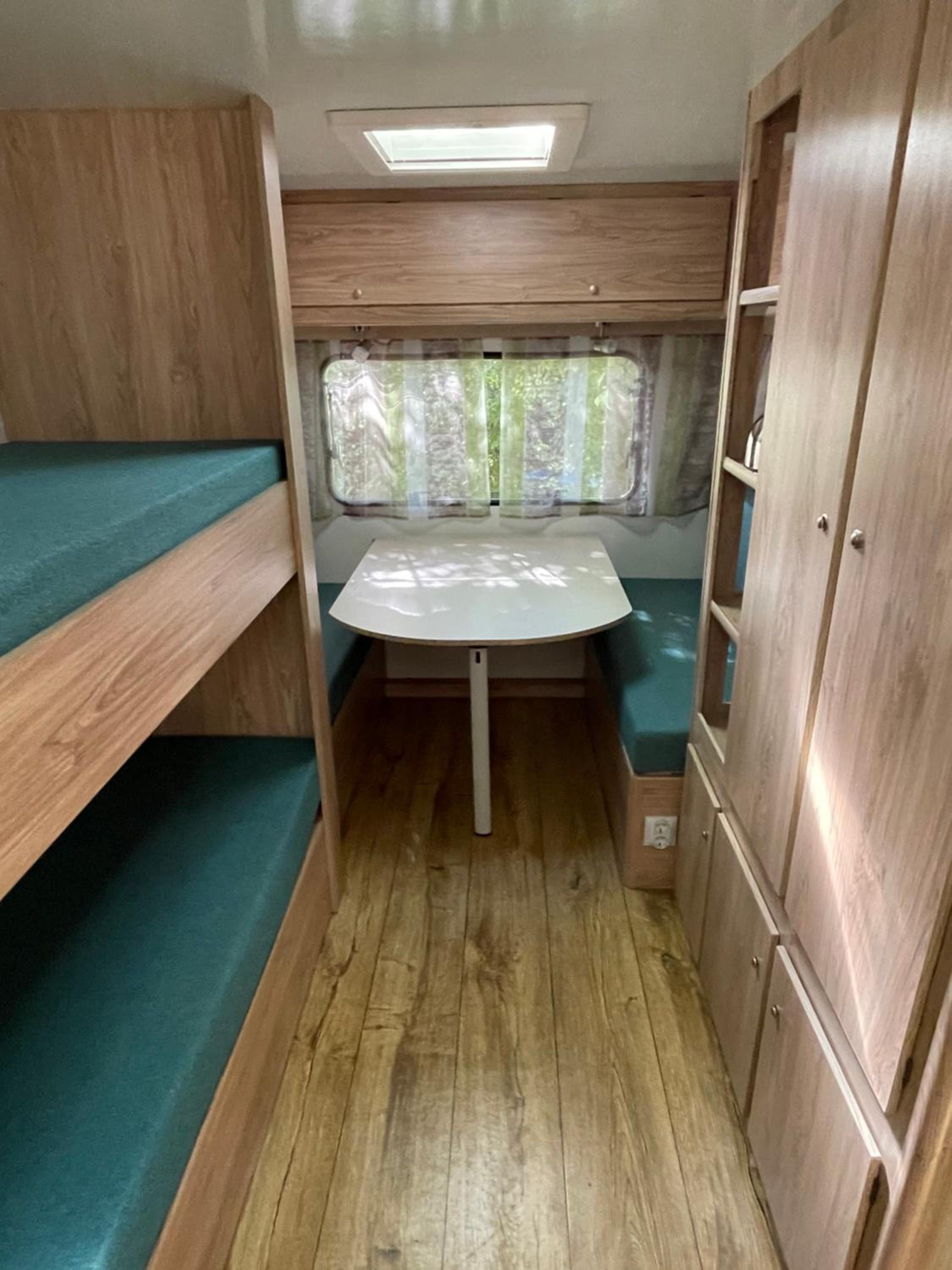 Caravan photo 3