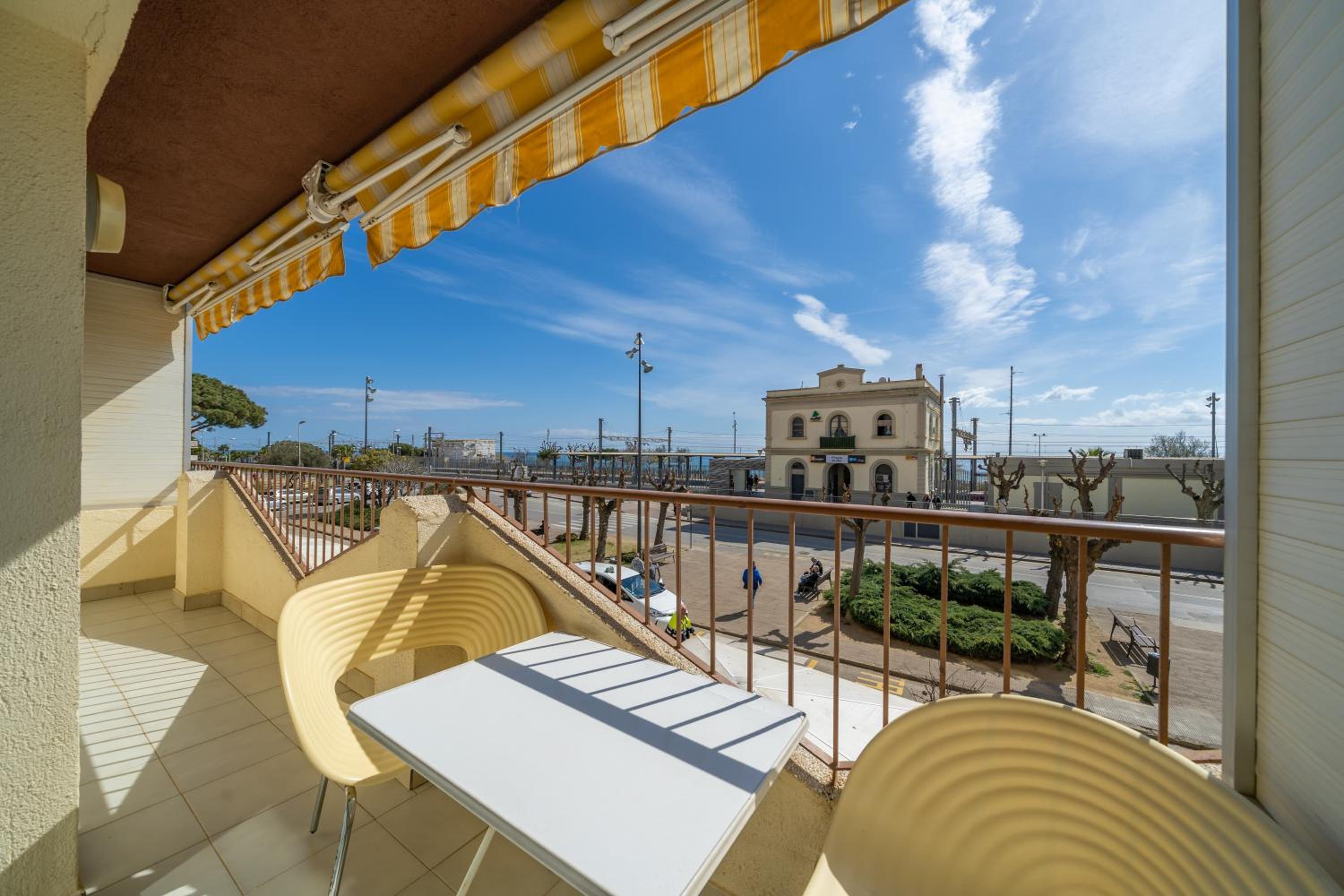 Apartment with Sea View photo 2