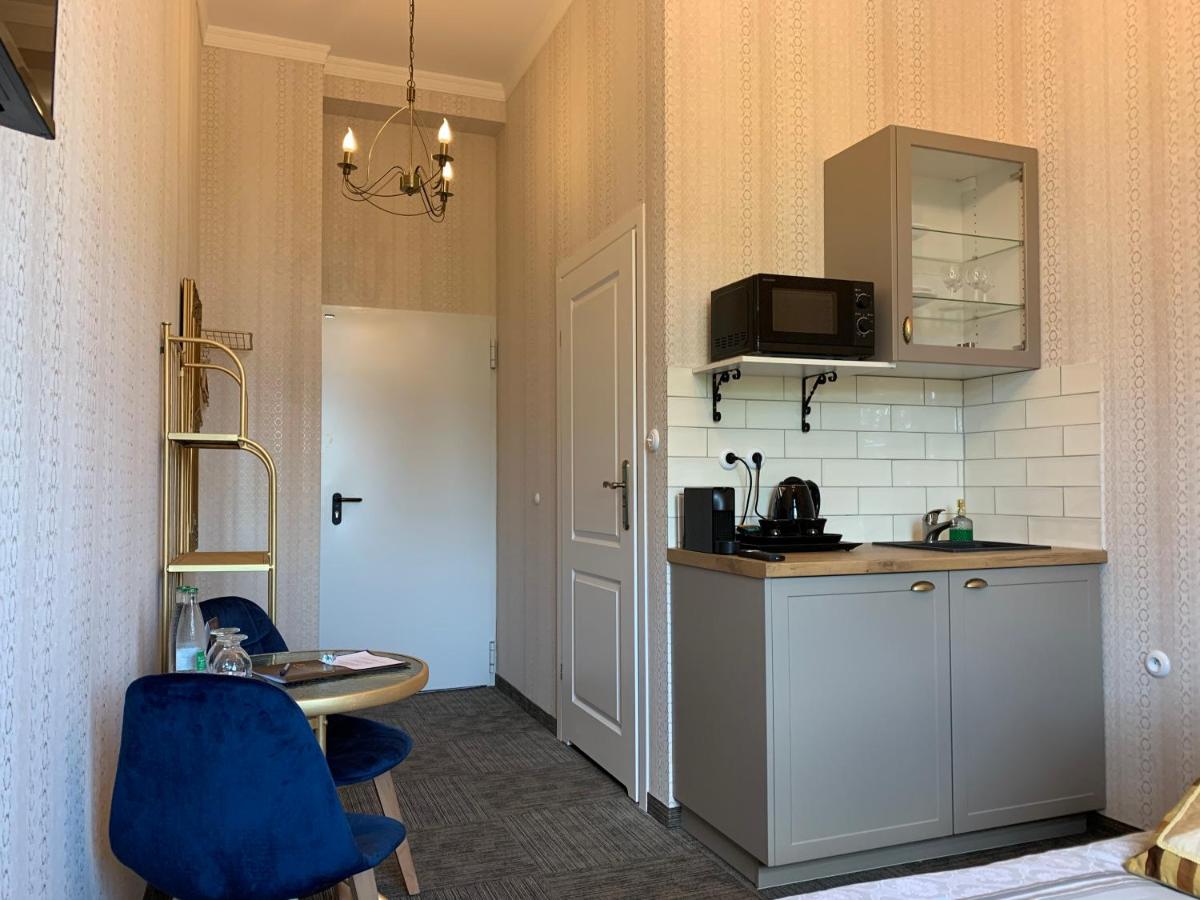 Studio Apartment photo 3