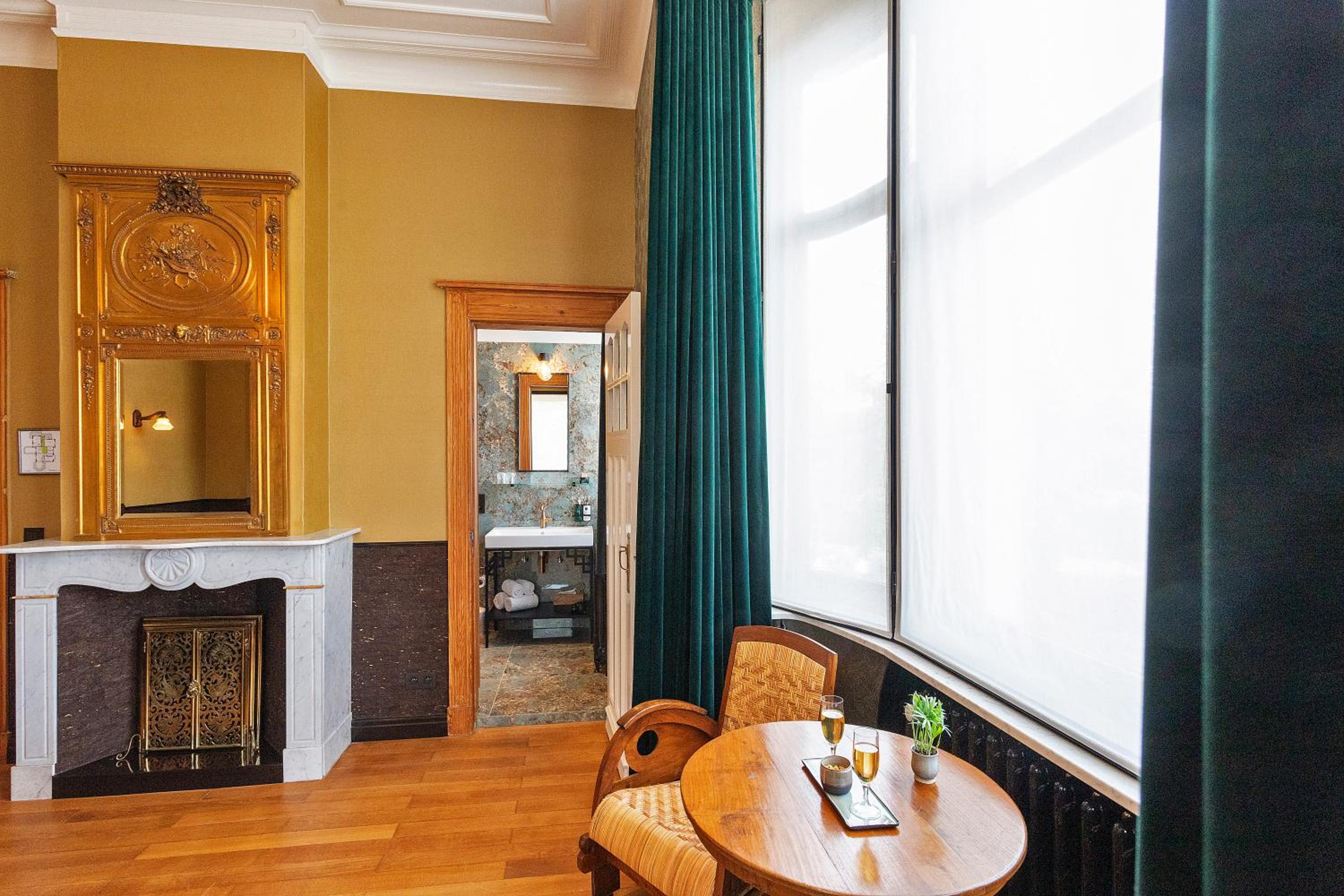 Superior King Room photo 1