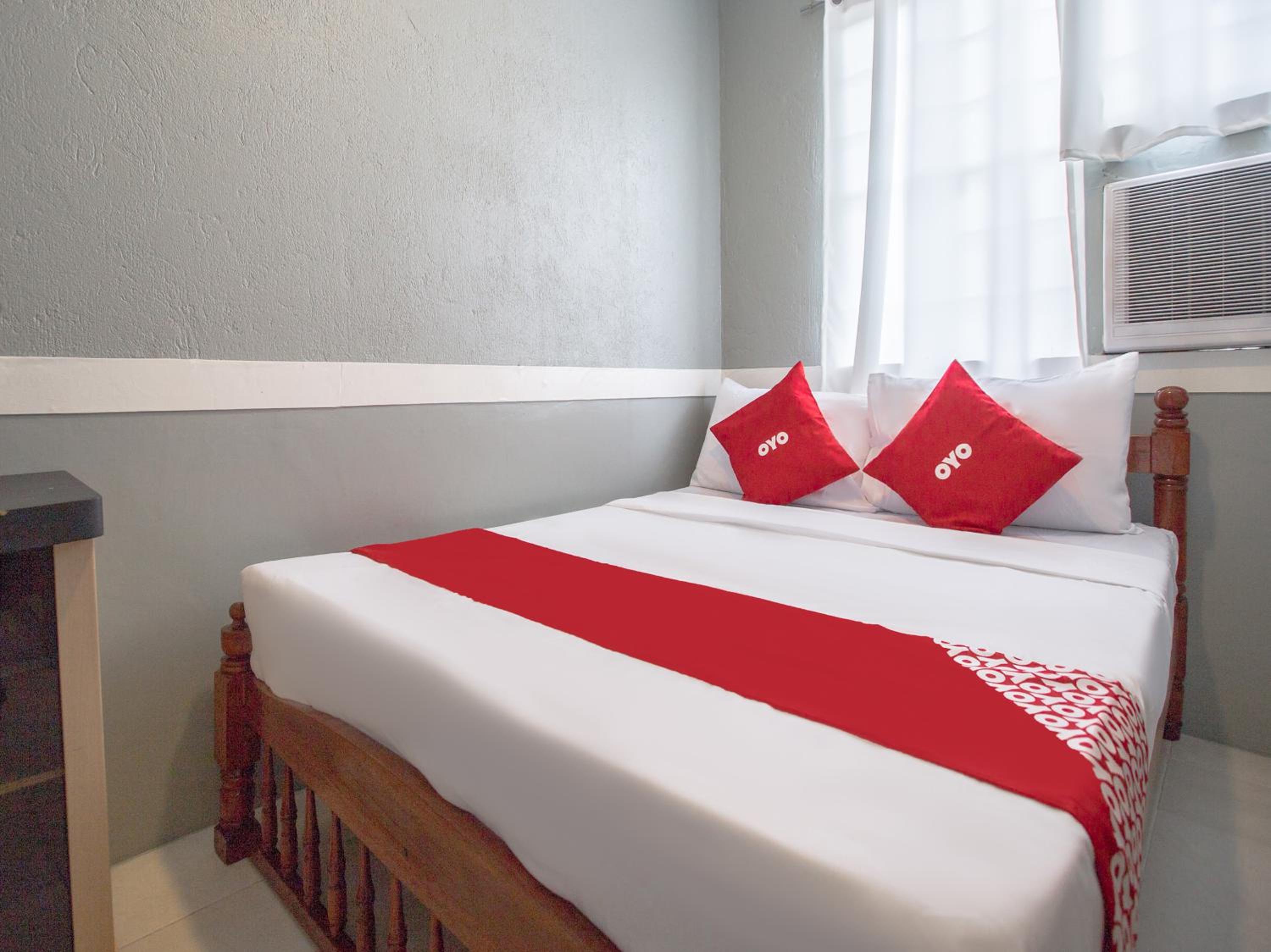 Standard Double Room - Photo 2