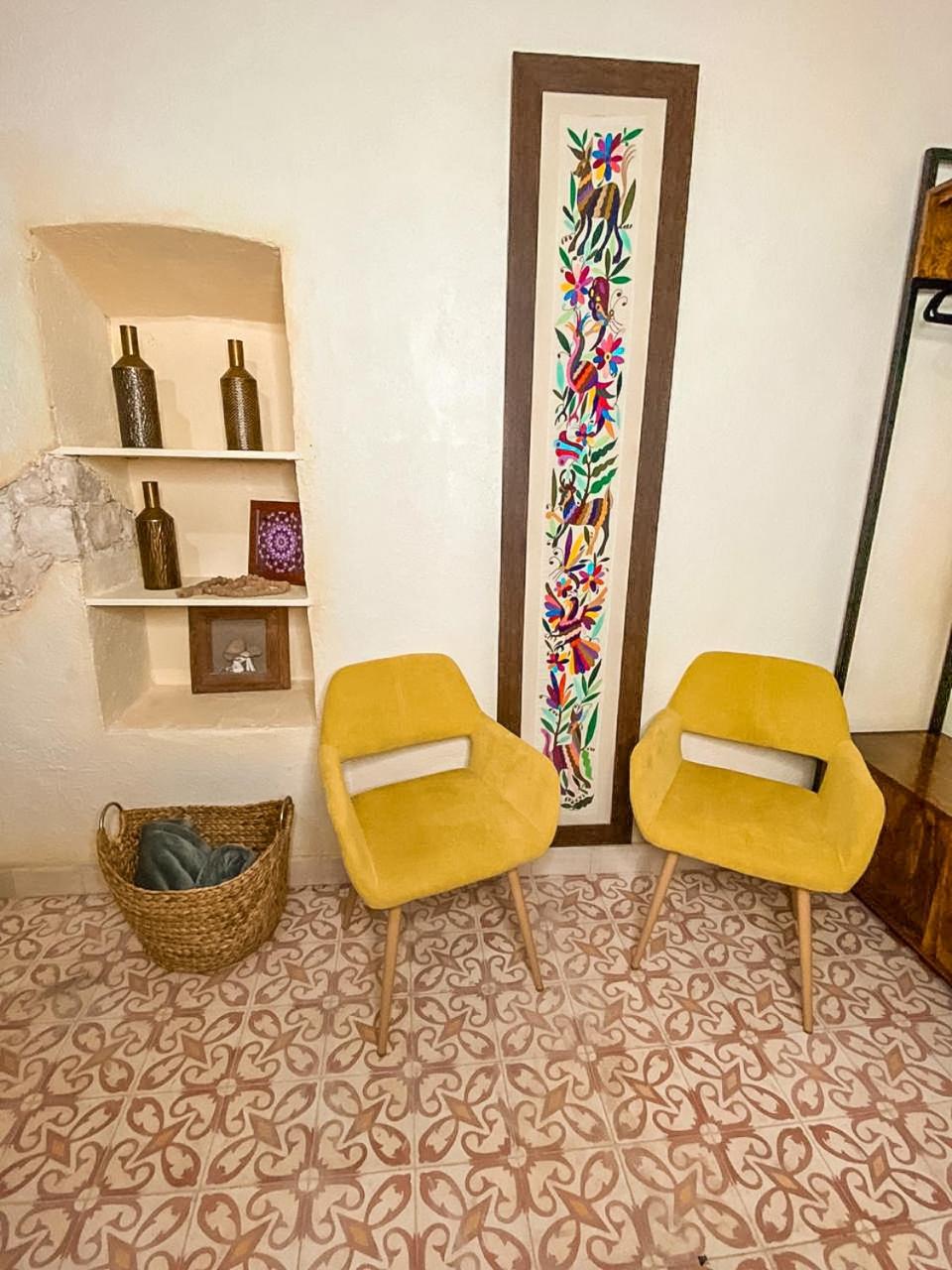Queen Room with extra bed - Photo 42