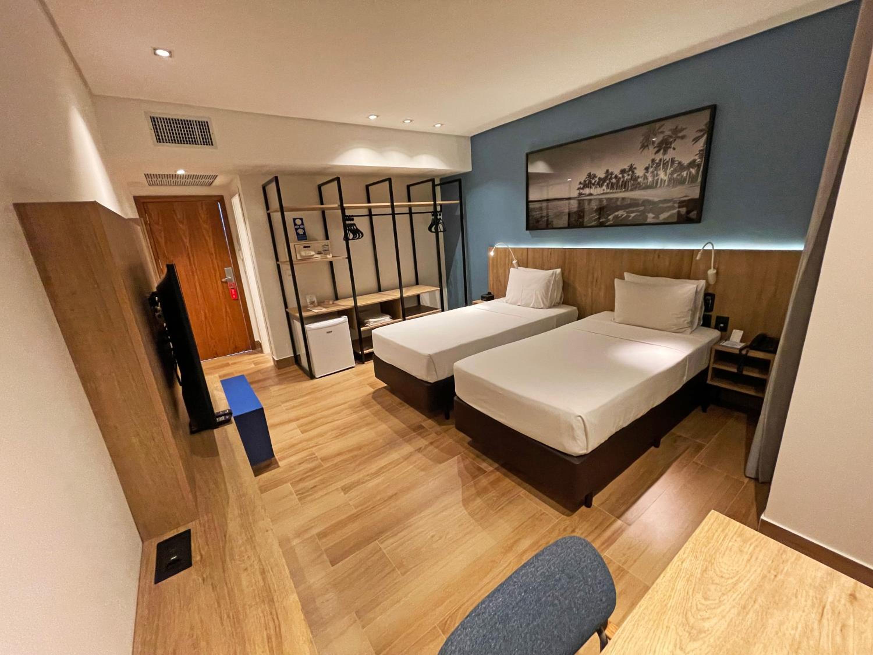 Standard Twin Room photo 3