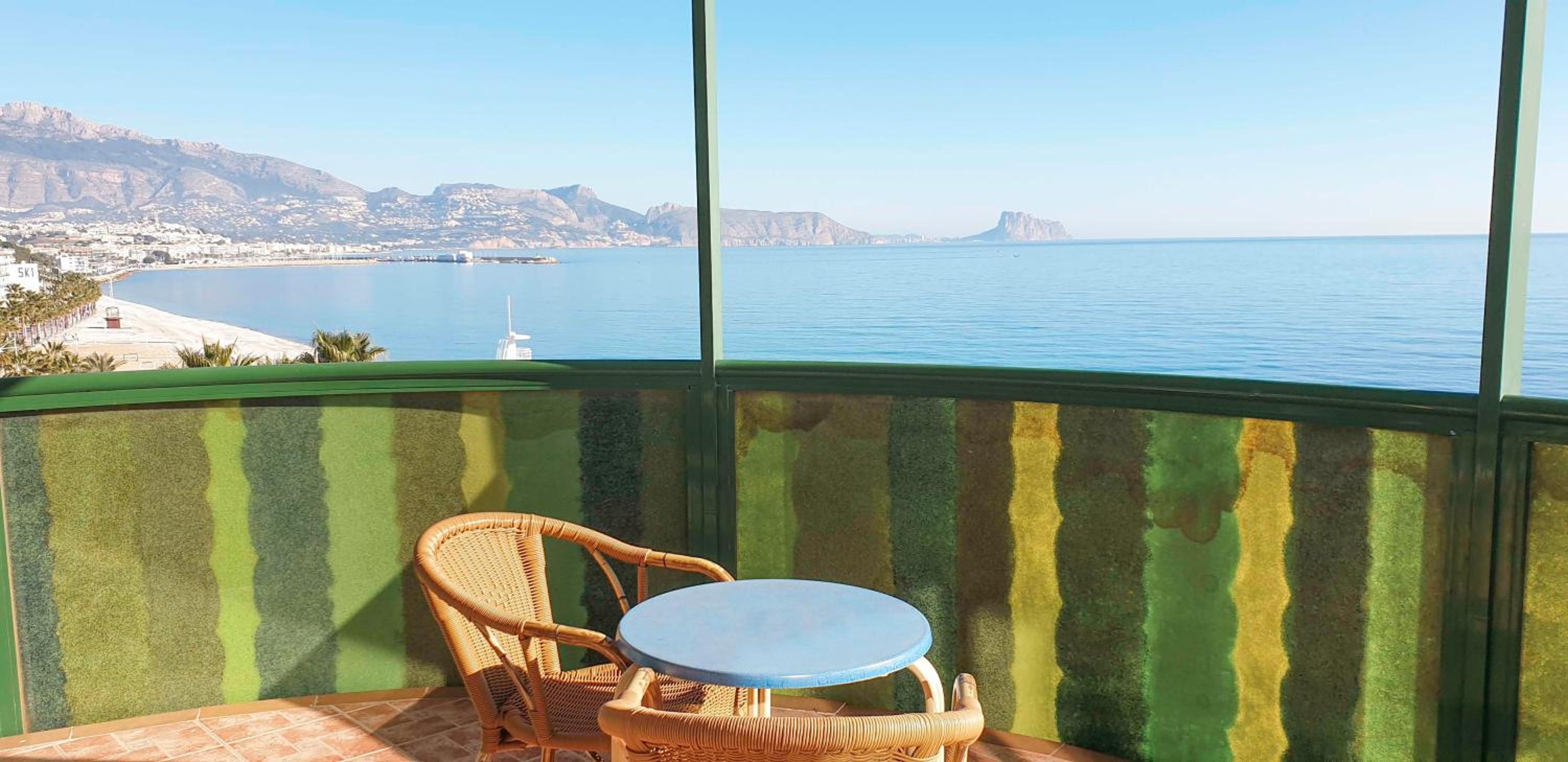 Junior Suite with Sea View - Photo 10