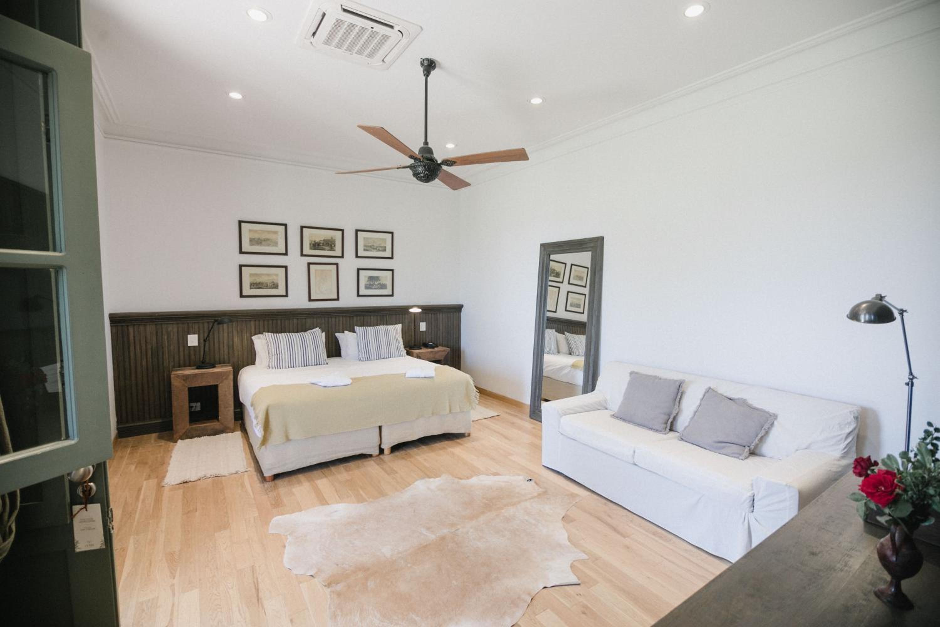 Superior Triple Room photo 2