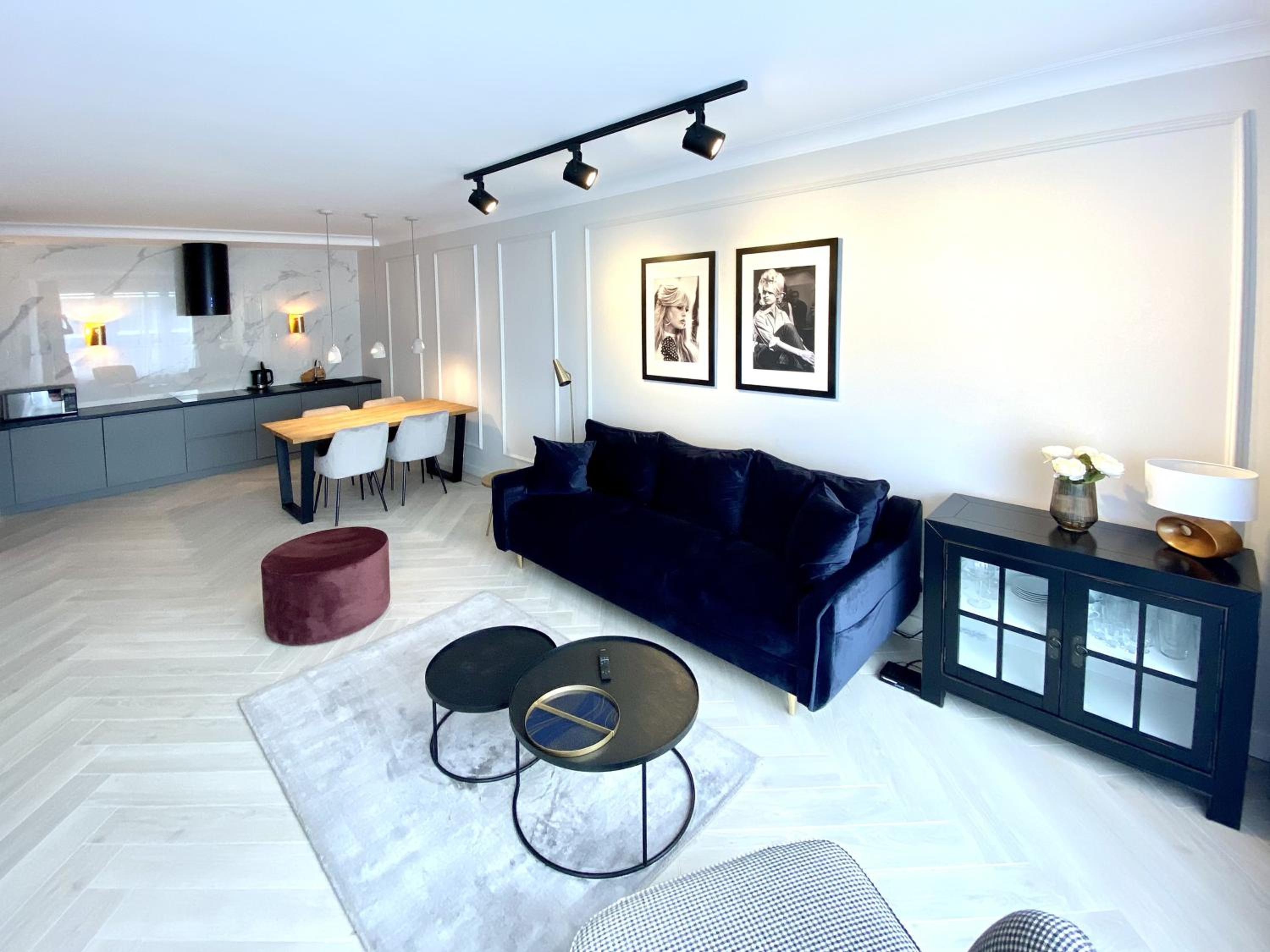 Deluxe Apartment photo 1