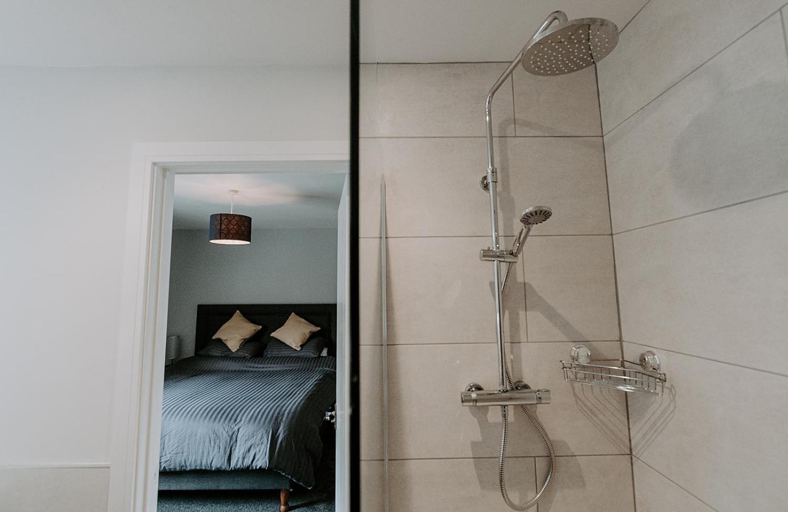 Superior King Room - Photo 6