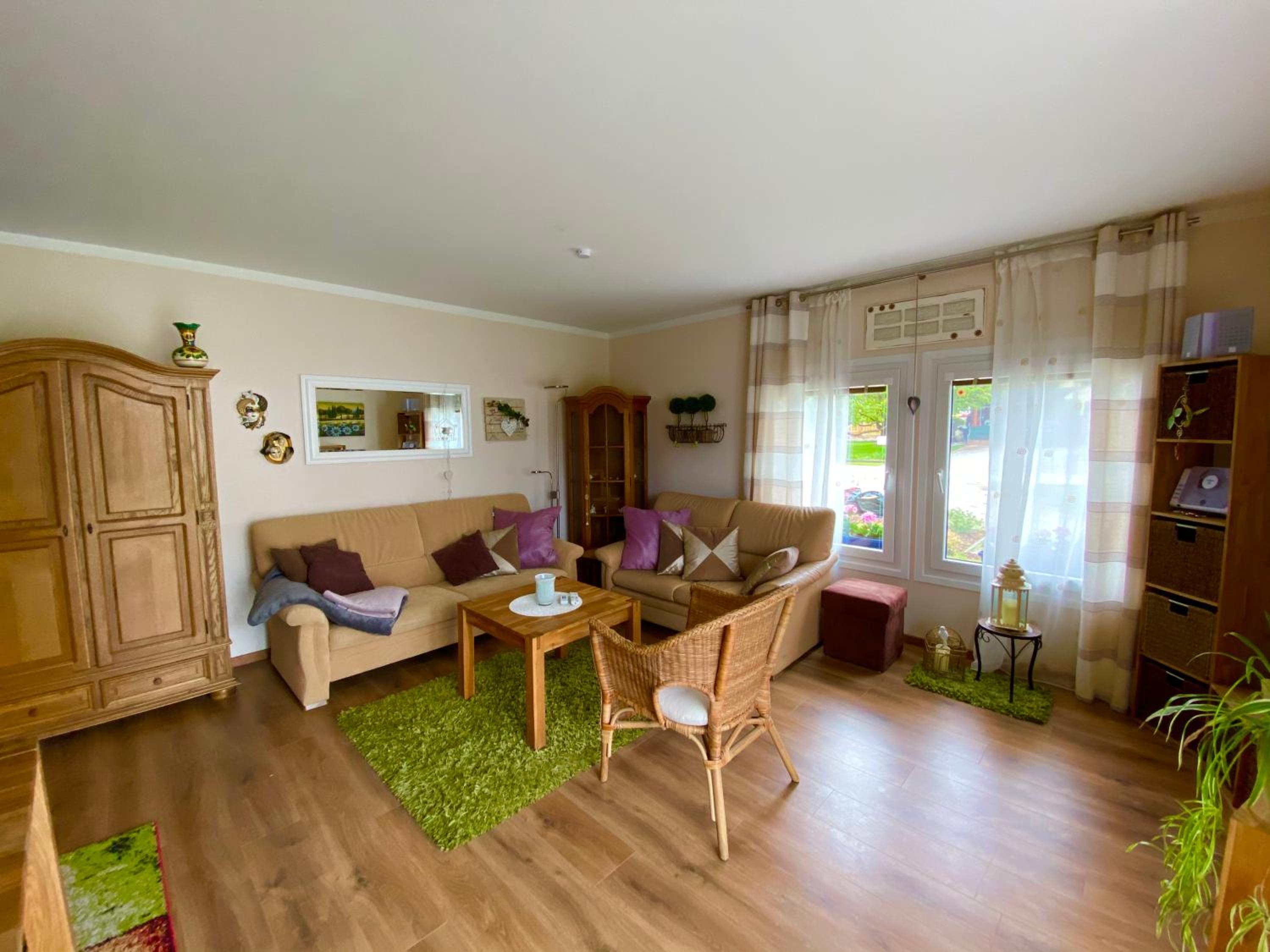 Three-Bedroom House photo 3