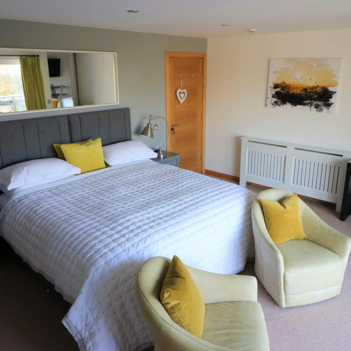 Superior Double or Twin Room with Terrace