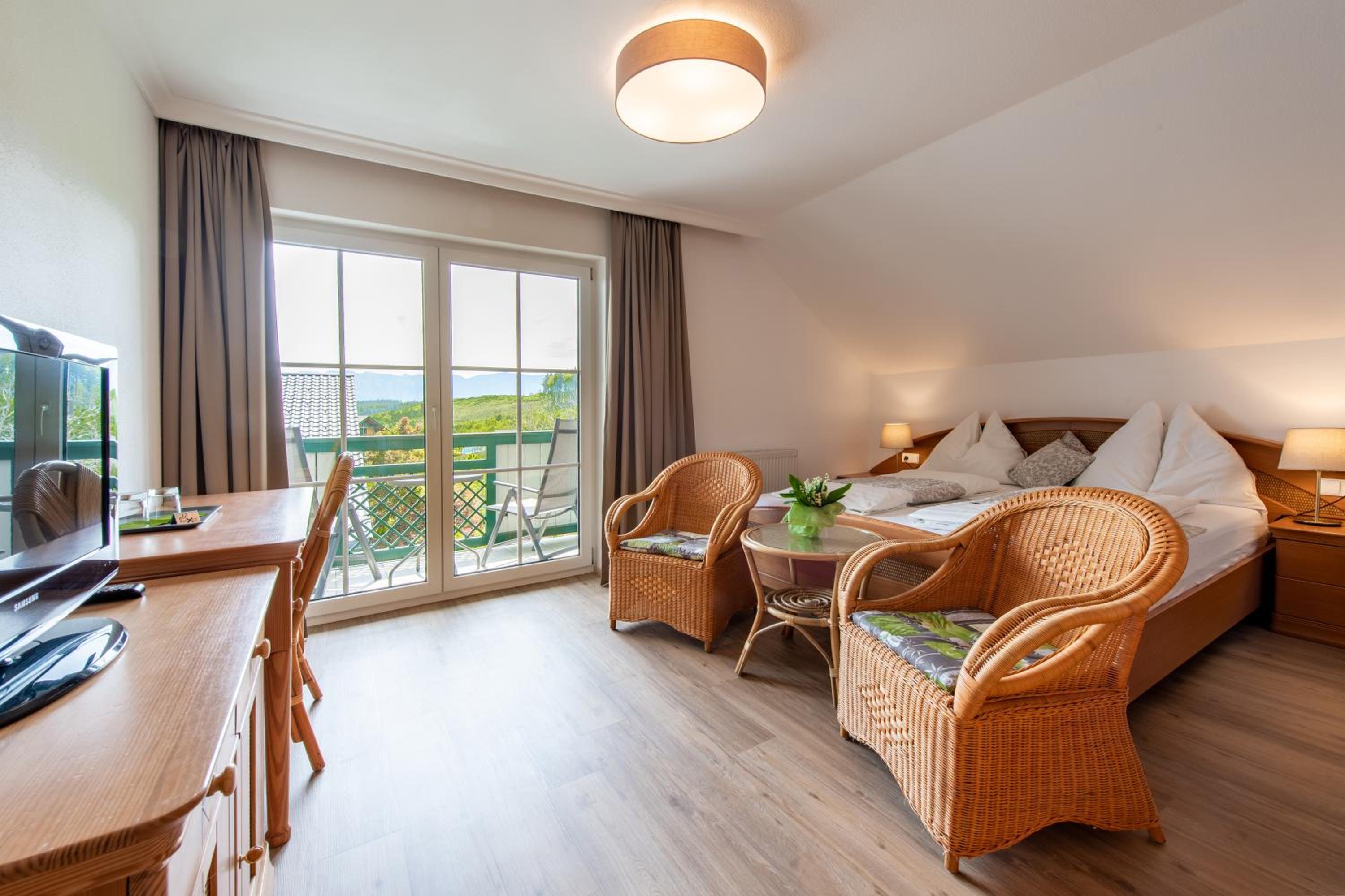 Double Room with Balcony photo 3
