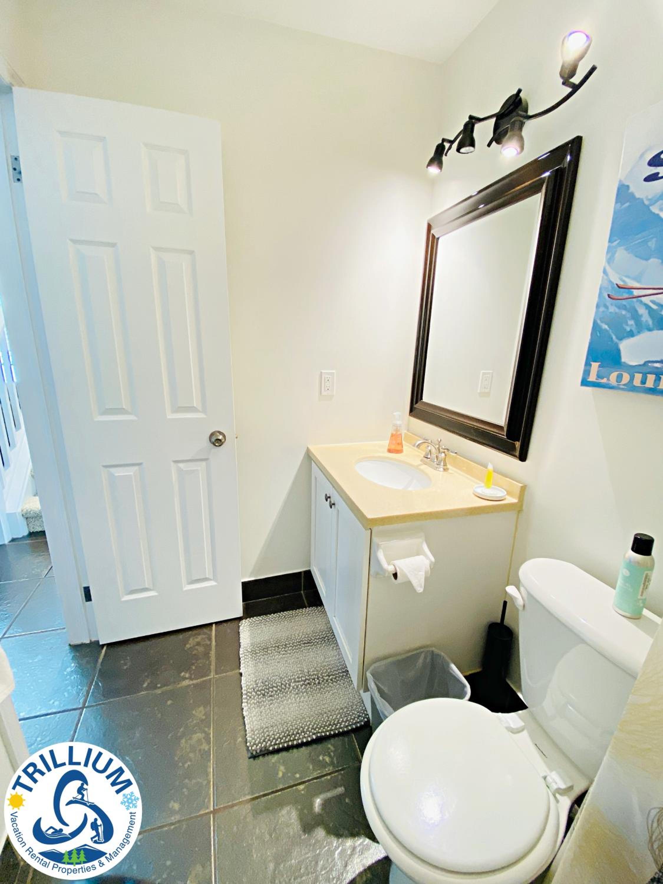 Apartment photo 2