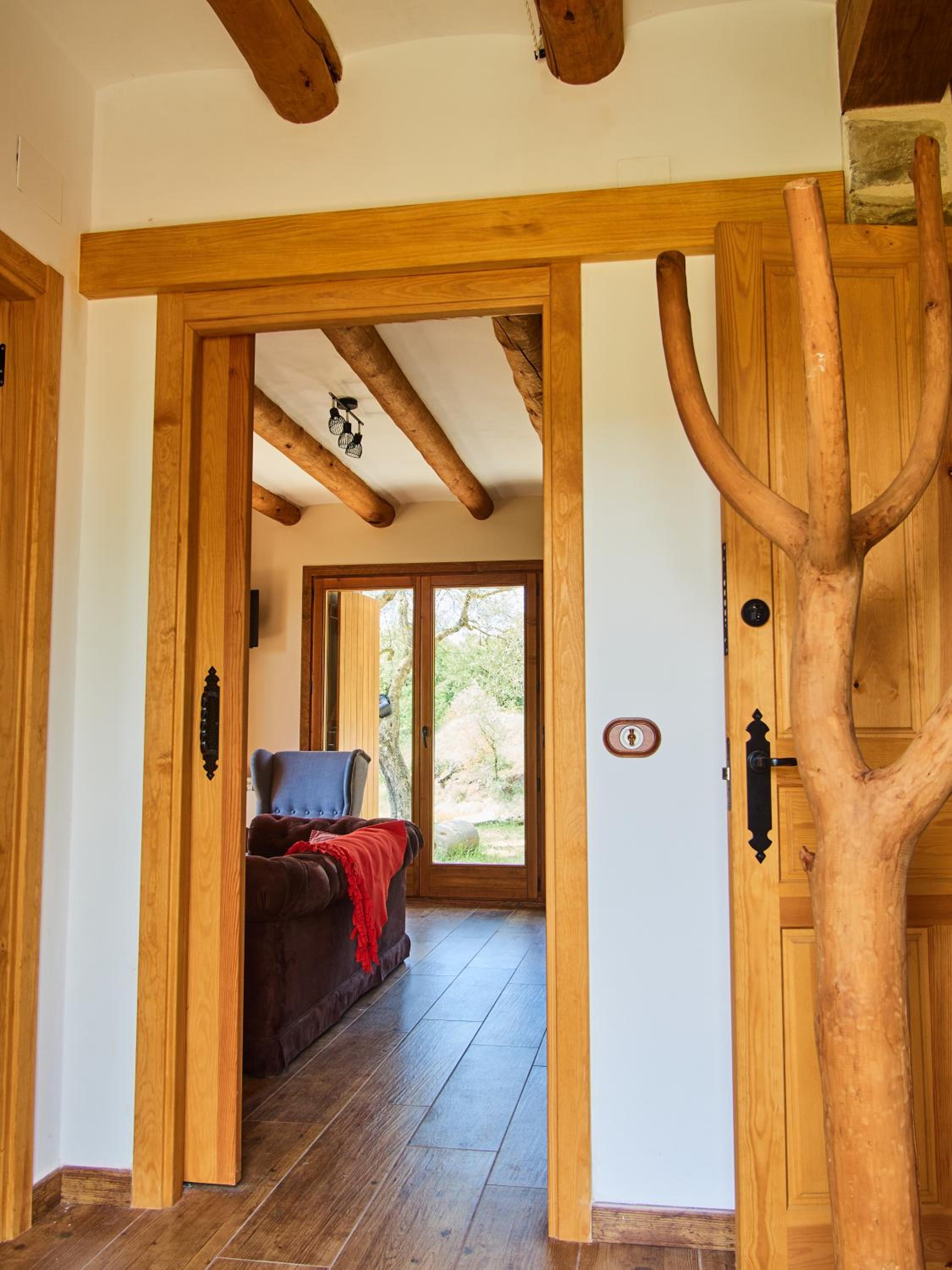 Three-Bedroom House photo 3