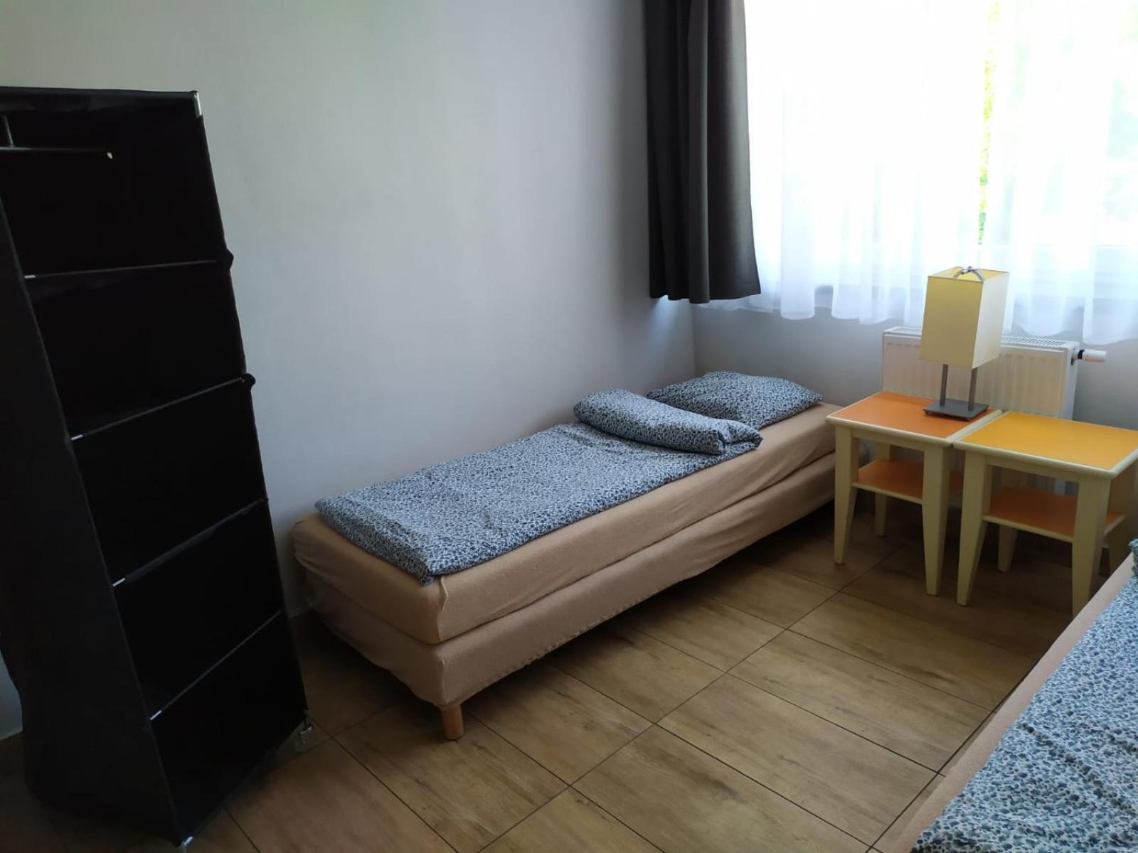Standard Twin Room with Shared Bathroom photo 2