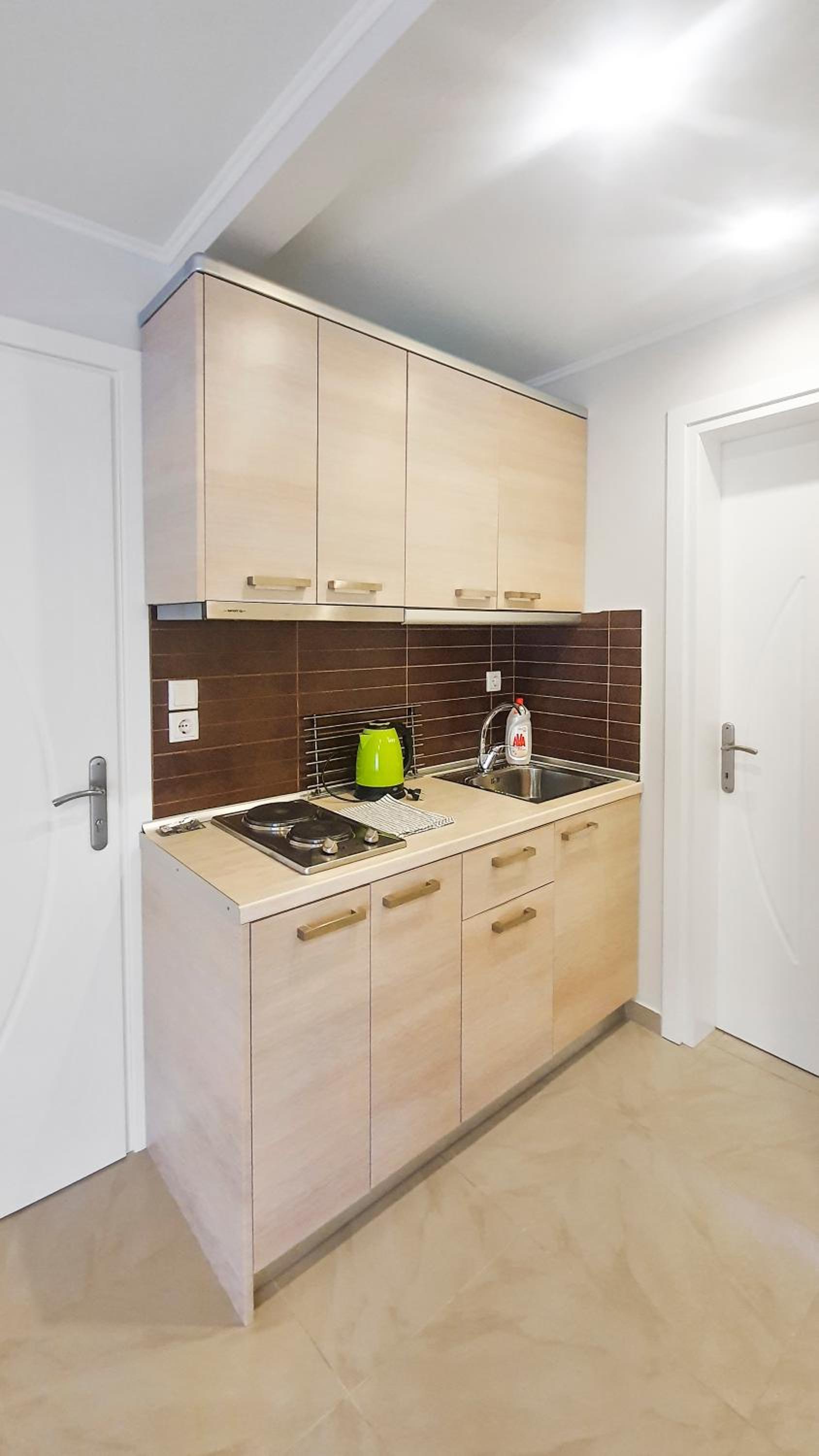 One-Bedroom Apartment - Photo 5