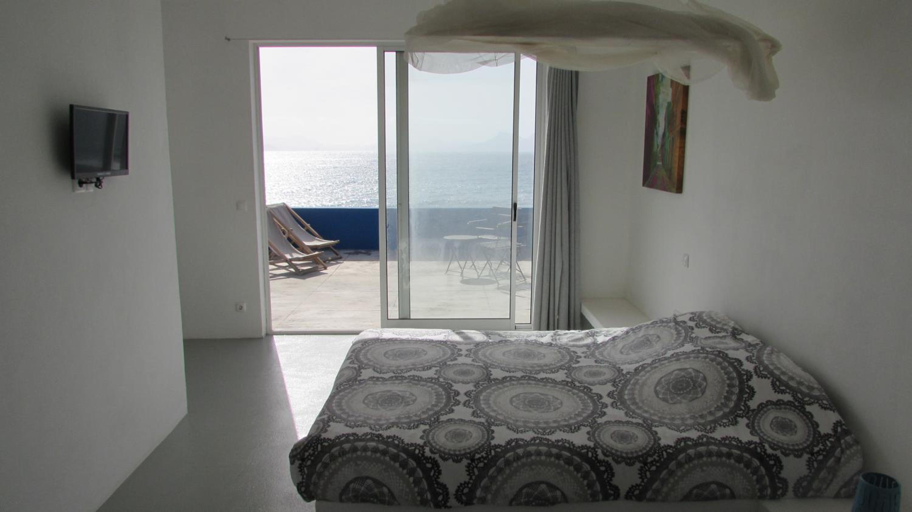 Double Room with Balcony and Sea View - Number  1 photo 1