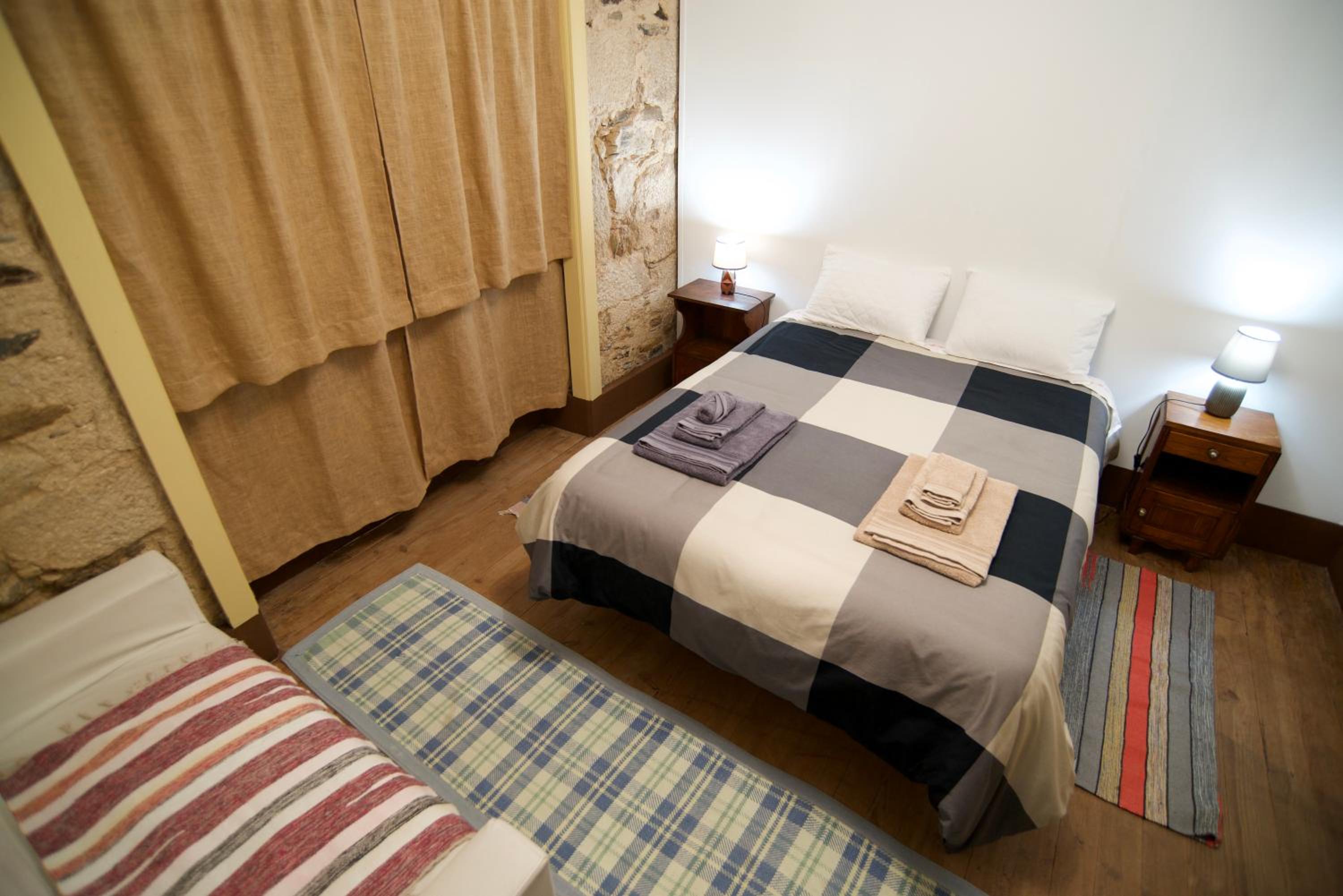 Standard Double Room - Photo 12
