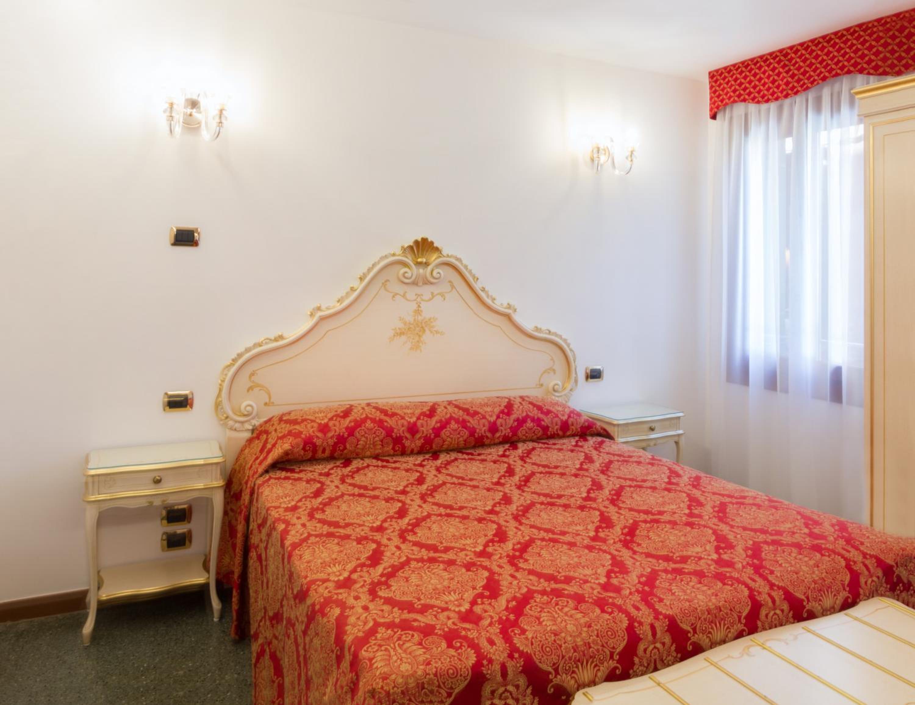 Superior Double Room photo 1