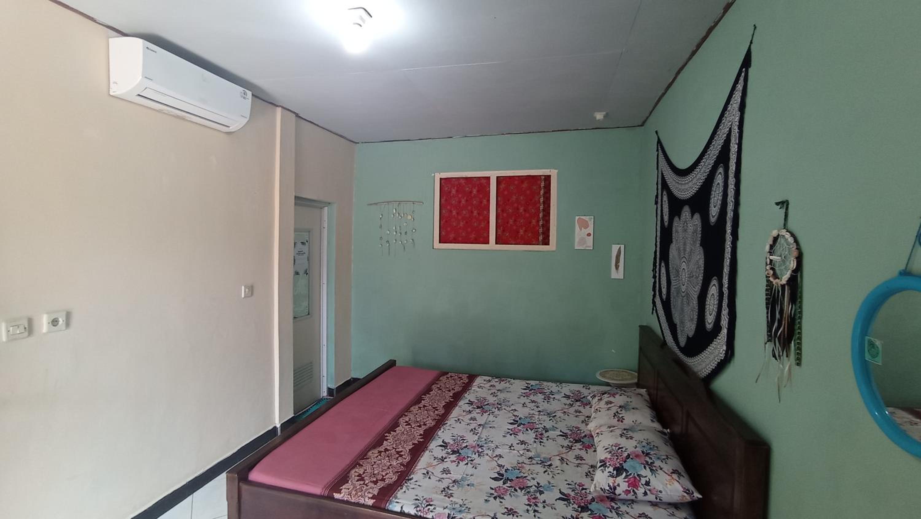 Double Room with Private Bathroom - Photo 5