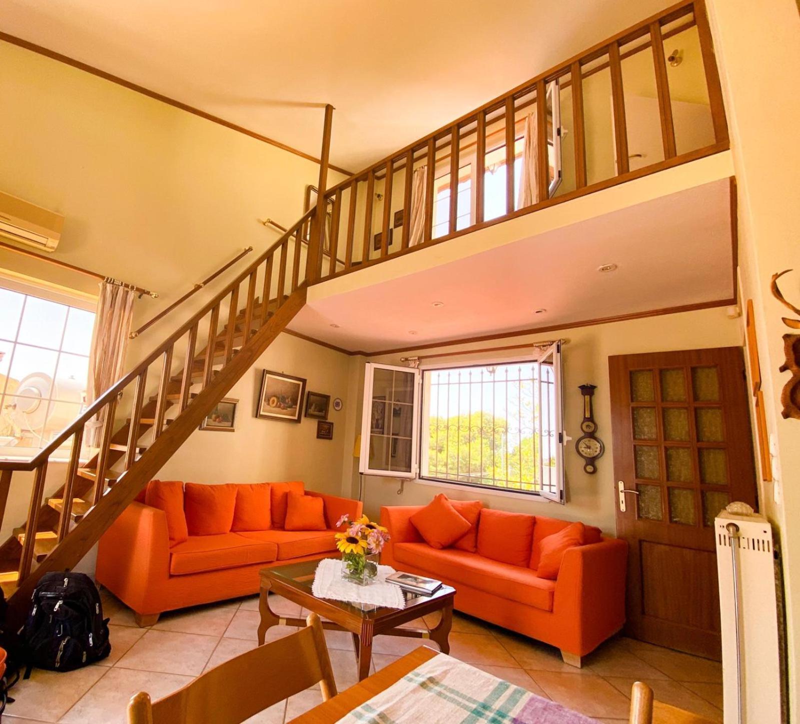 Three-Bedroom Apartment - Photo 10