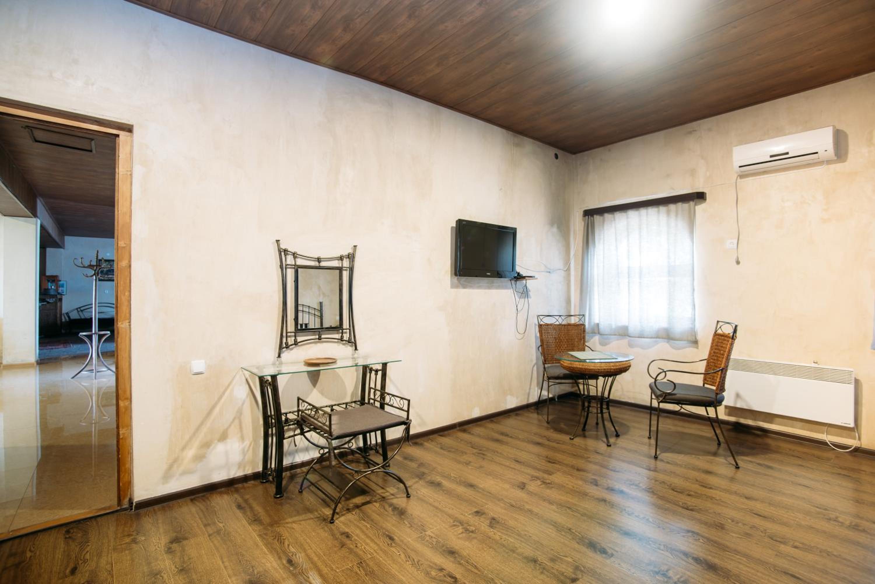 King Room - Photo 5