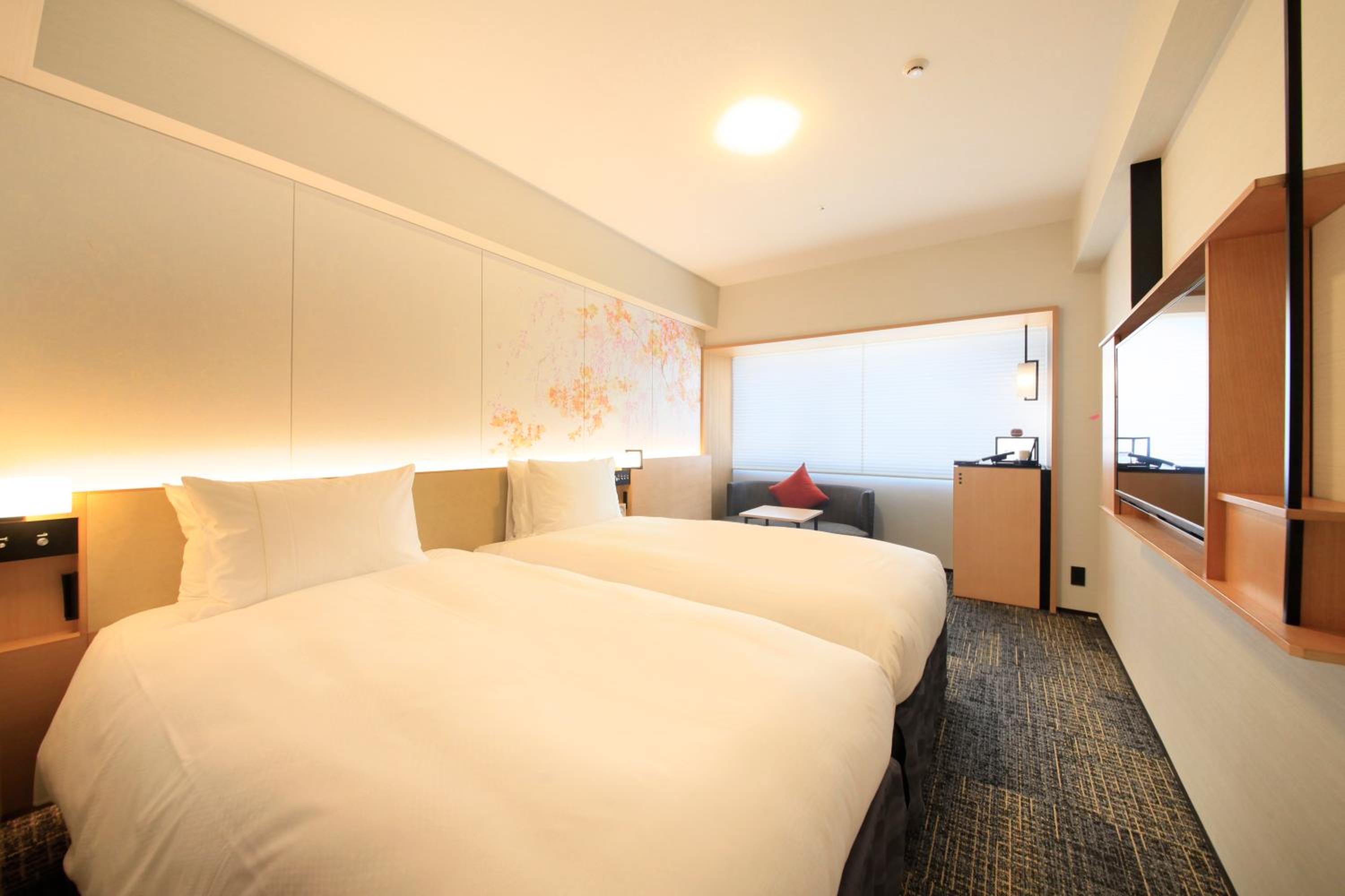 Standard Twin Room (2 adults) - Photo 2