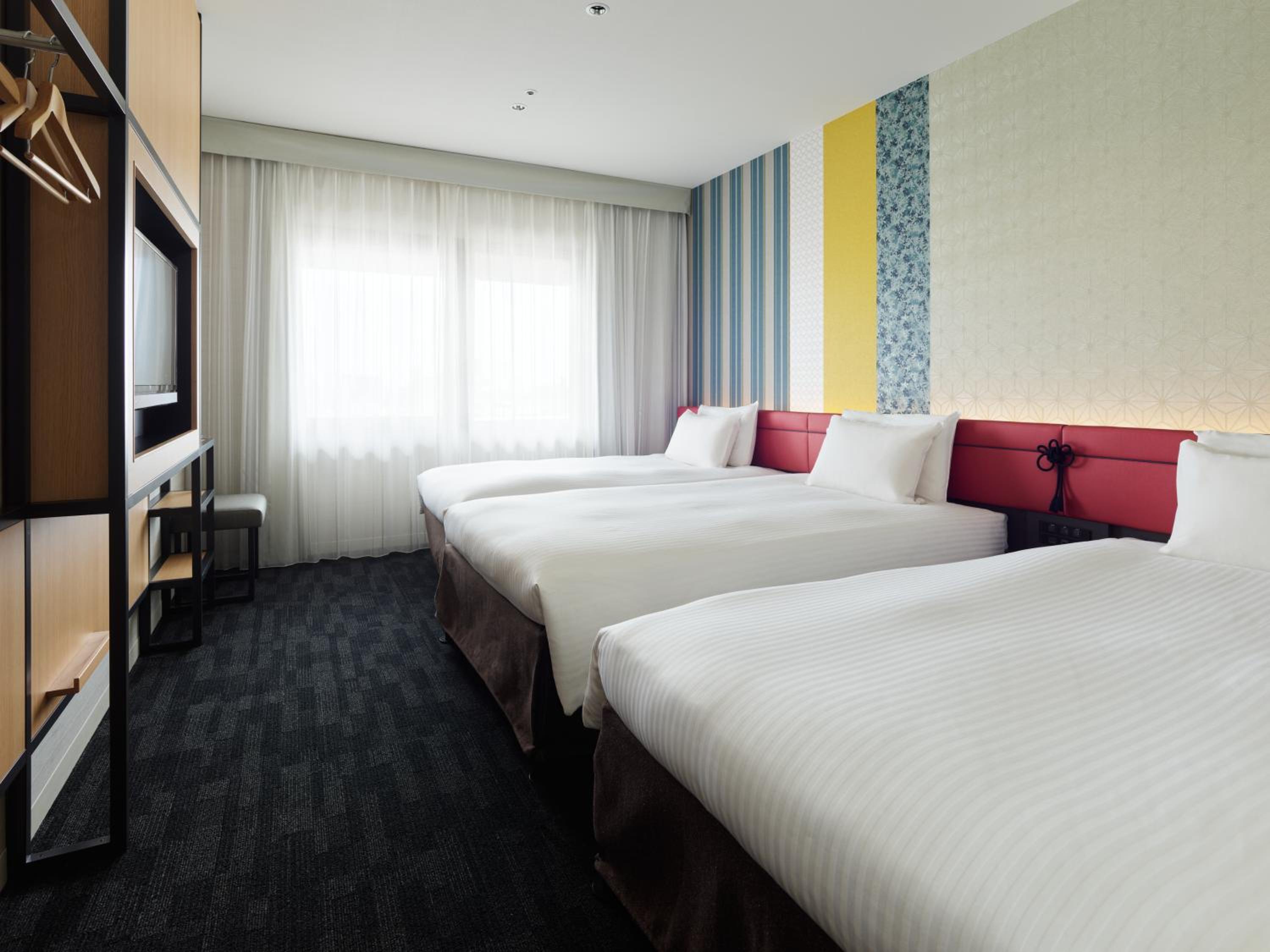 Superior Twin Room - Electronic Cigarets Only photo 3