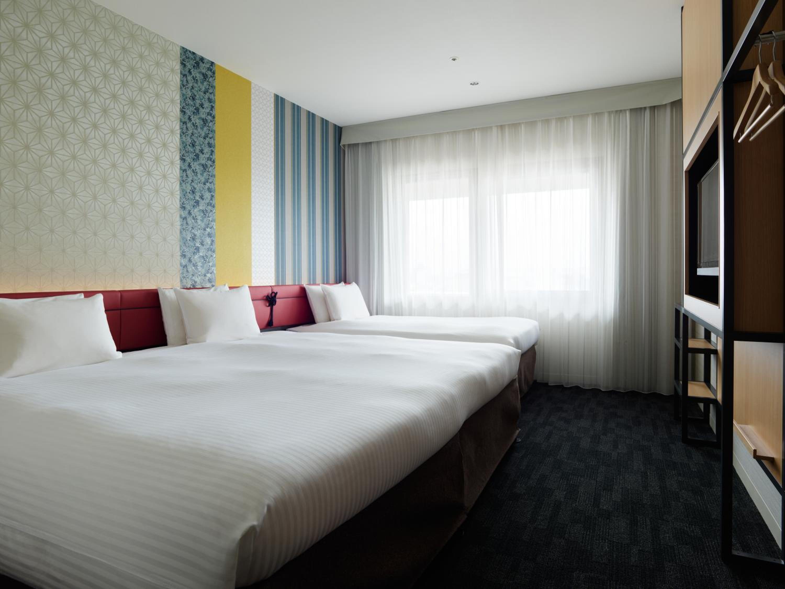 Superior King Room With Extra Bed - Non-Smoking Main Building
