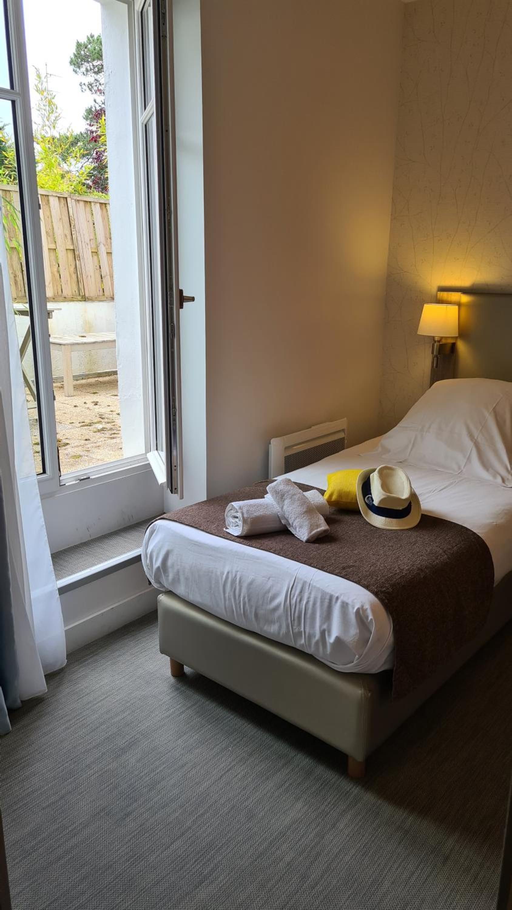 Single Room photo 1