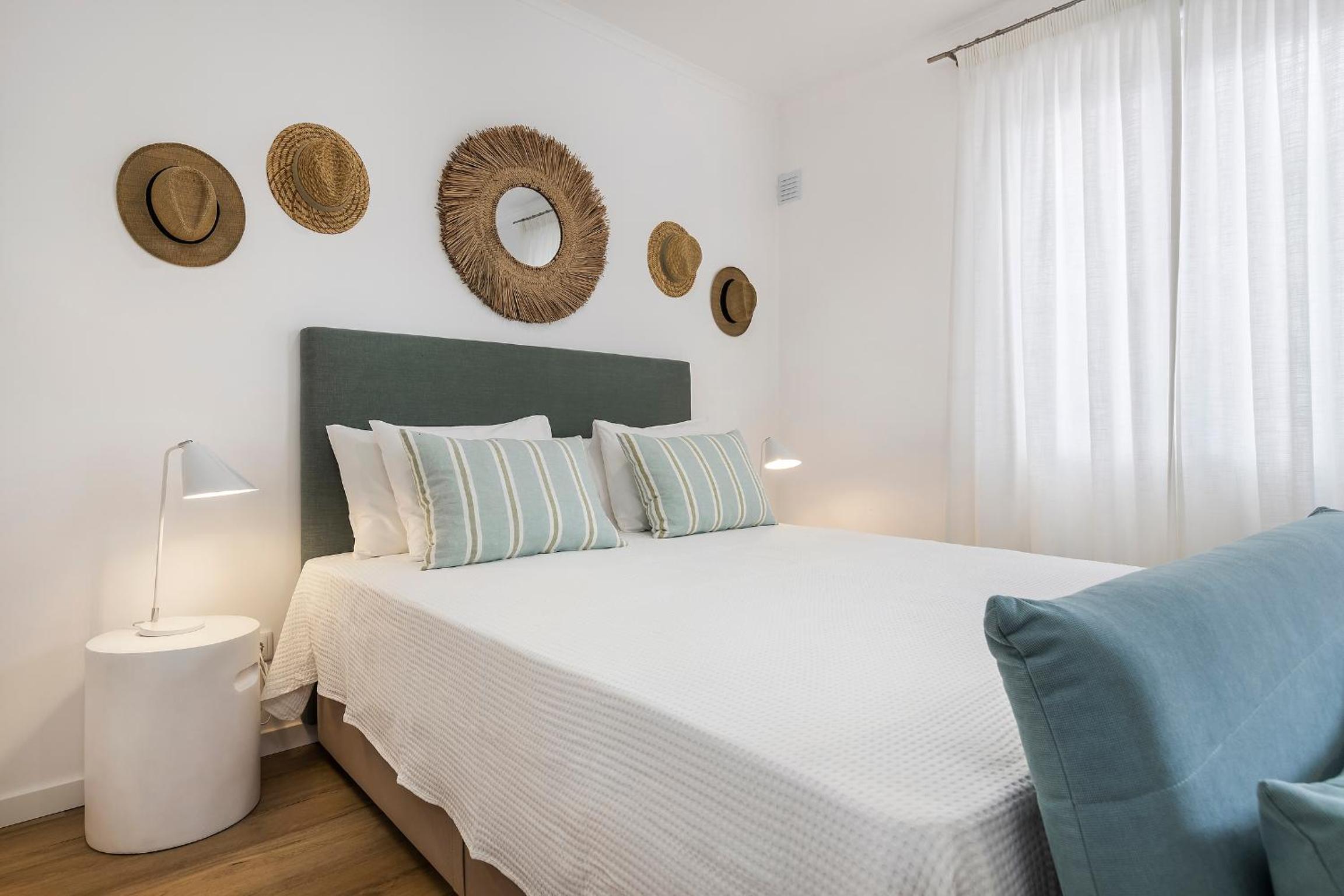 Studio Apartment - Photo 8