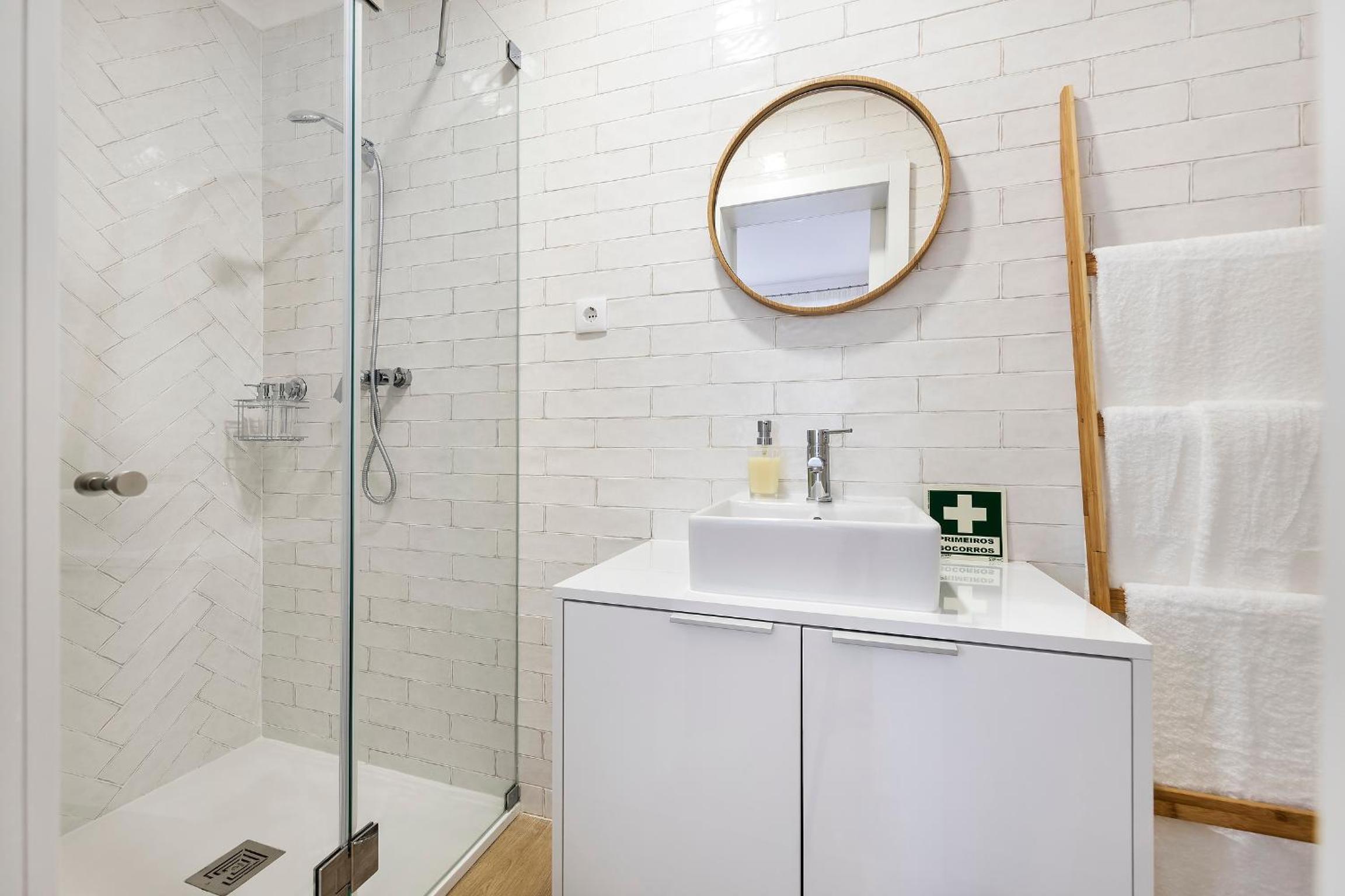 Studio Apartment - Photo 9