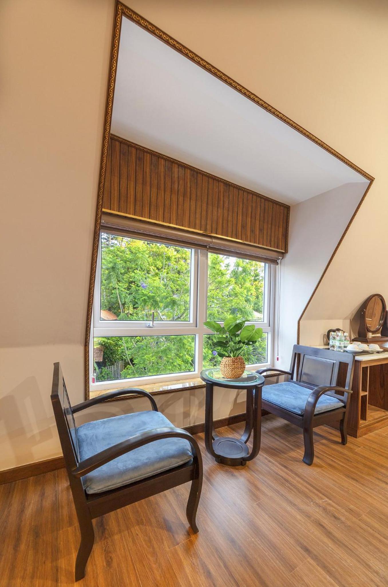 Deluxe Double Room - Photo 9