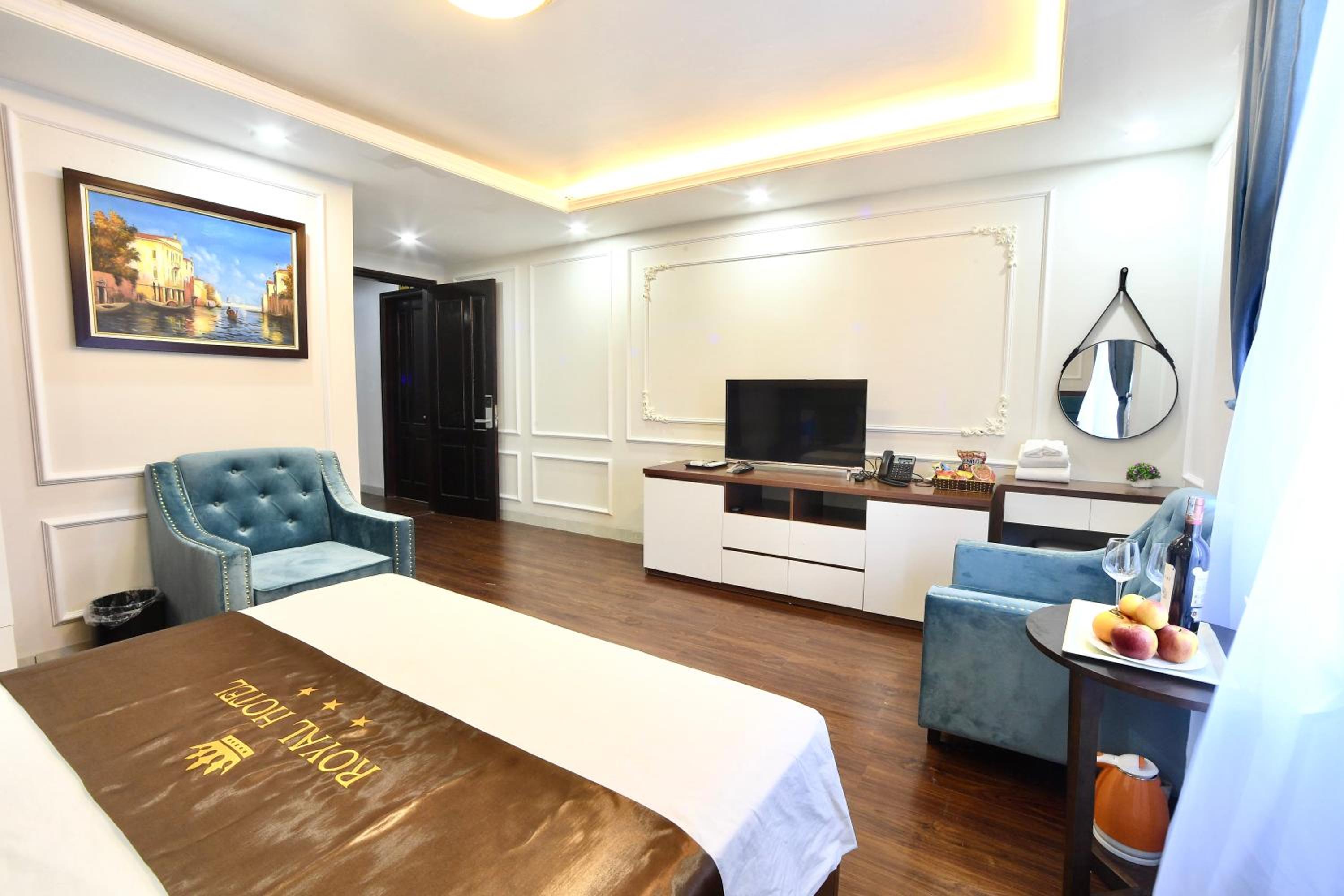 Superior Suite - Photo 3