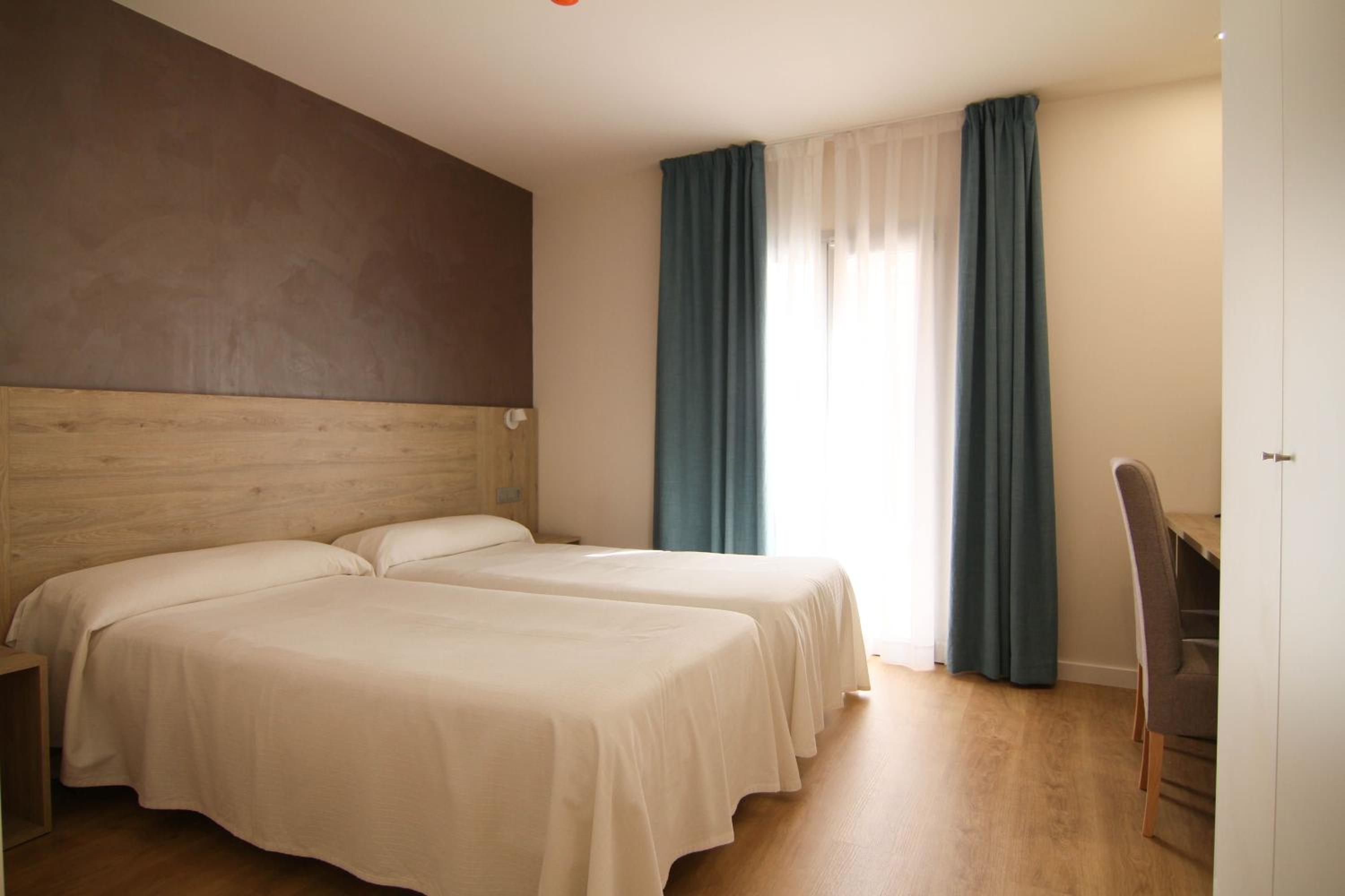 Superior Double or Twin Room - Photo 1