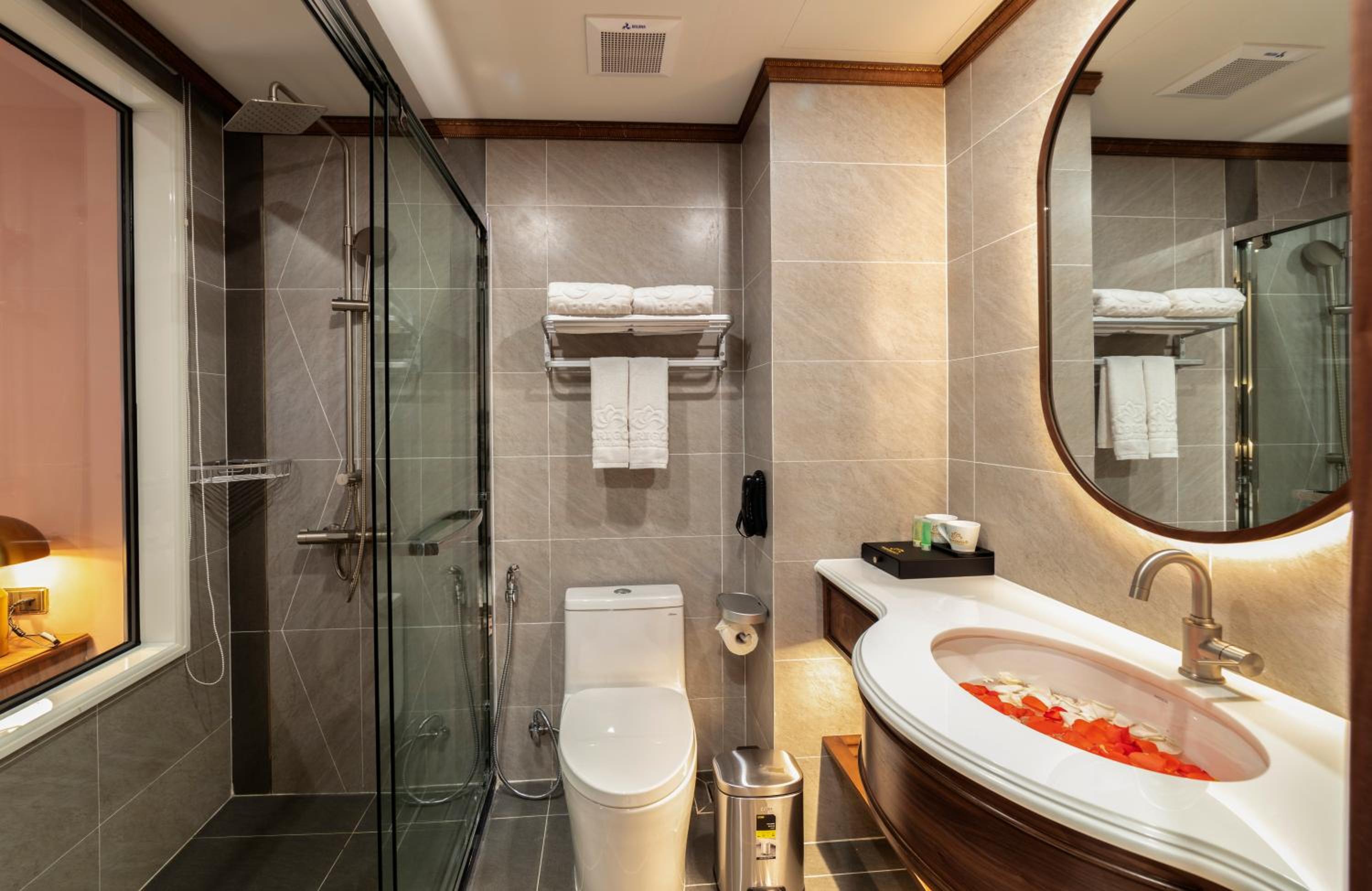 Deluxe Twin Room - Photo 4