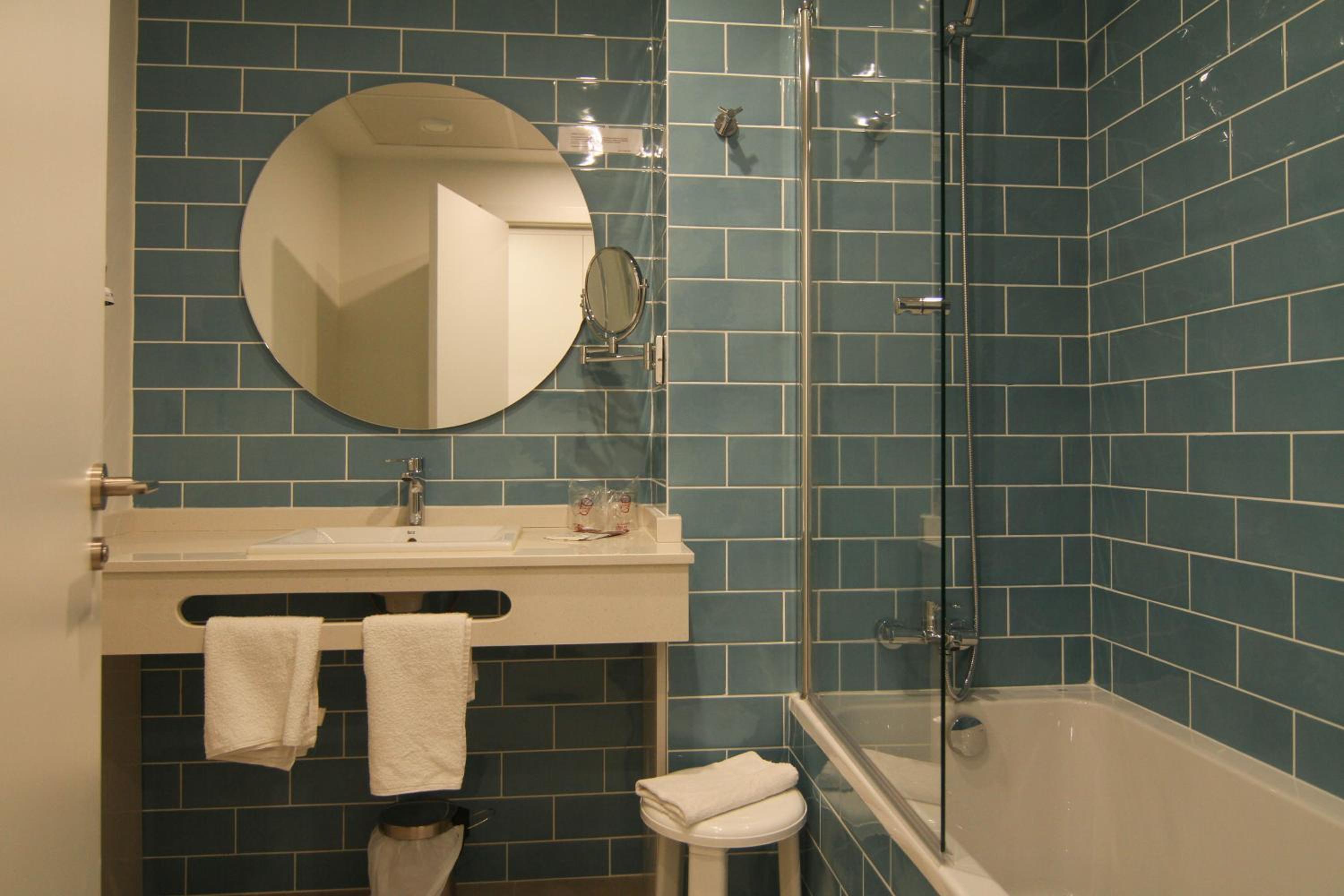 Superior Double or Twin Room - Photo 9