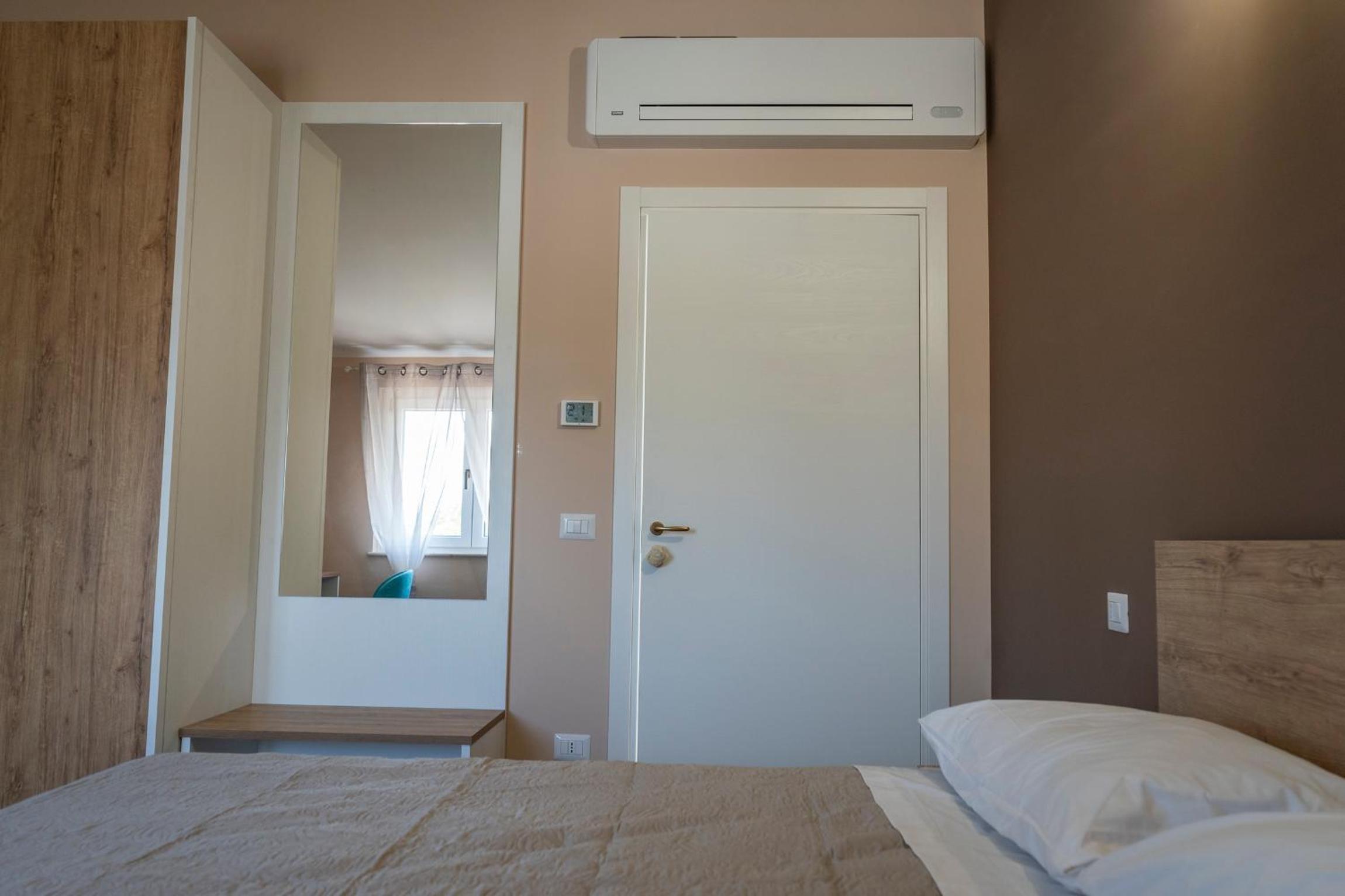 Double Room with Garden View - Photo 1