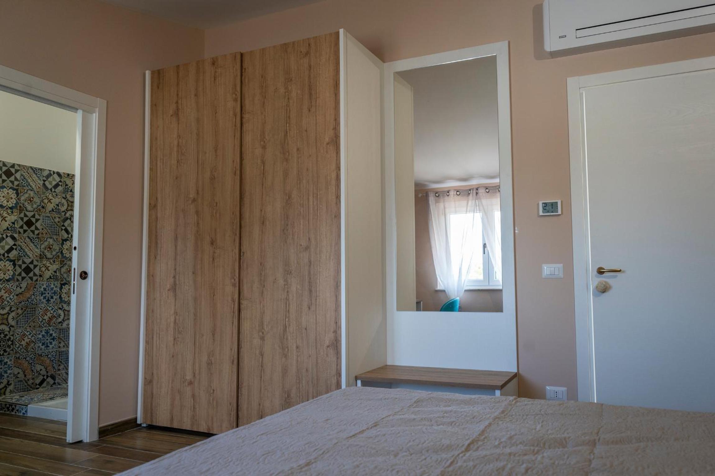 Double Room with Garden View - Photo 6