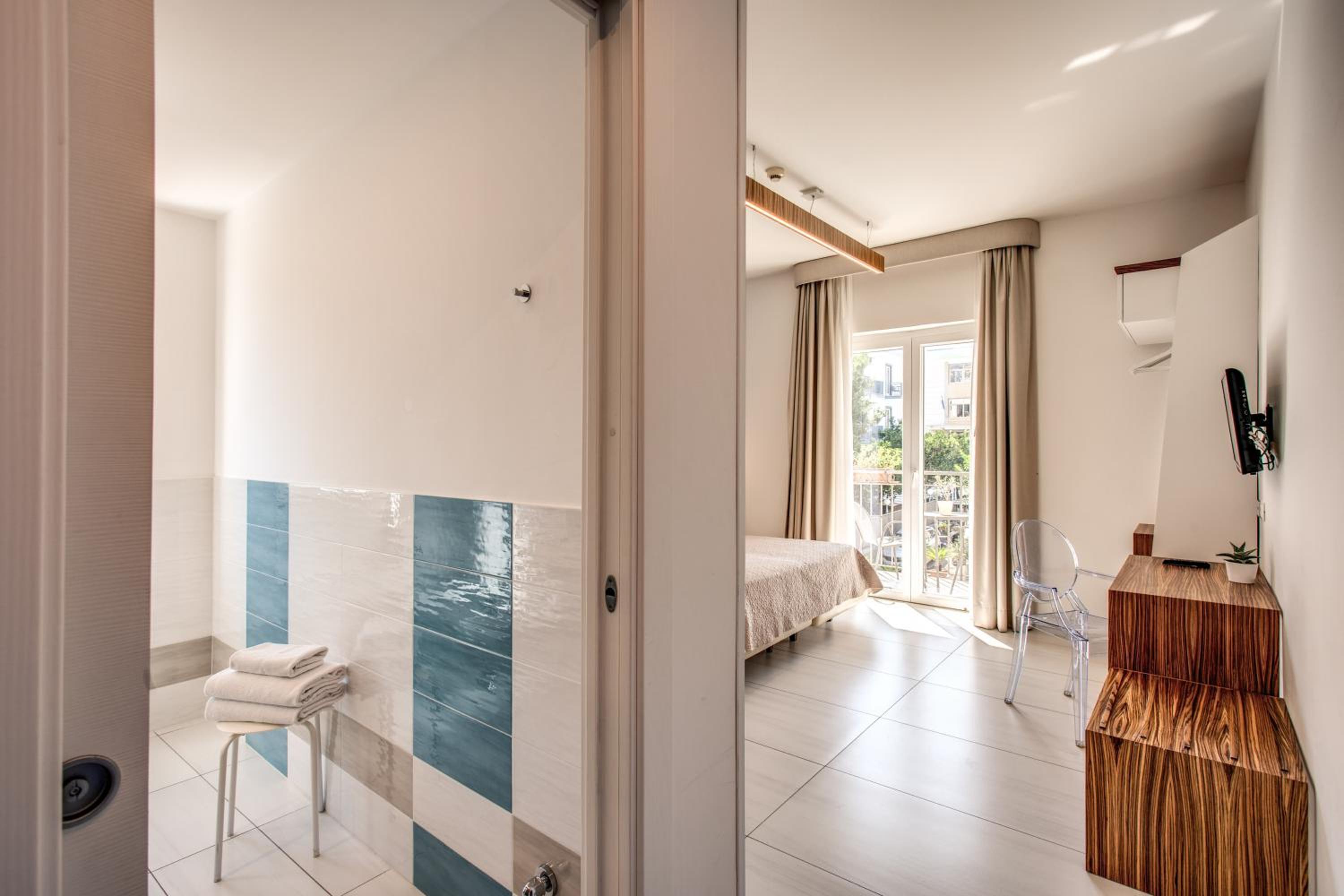 Triple Room - Photo 6