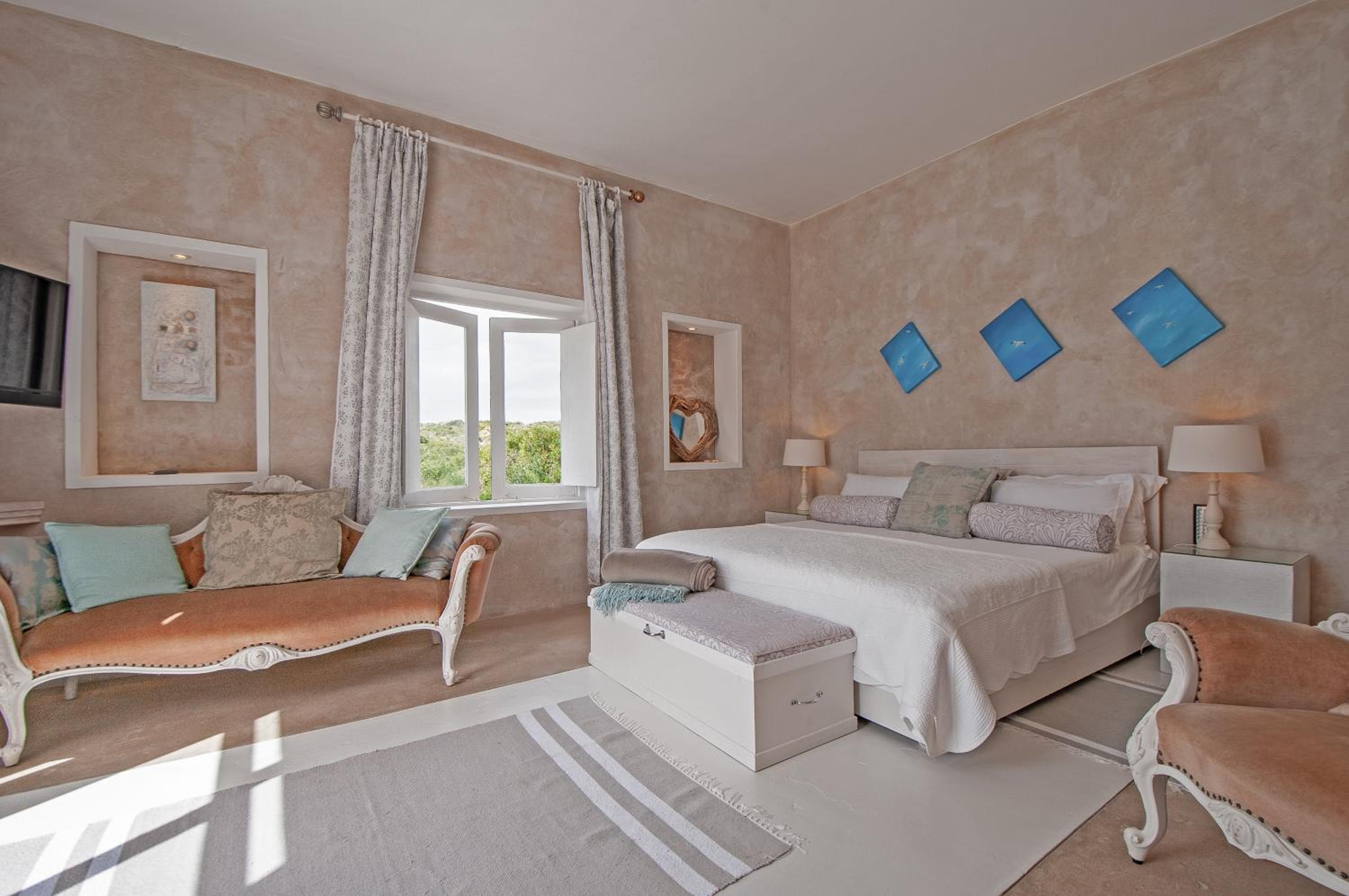 Apartment - Photo 1