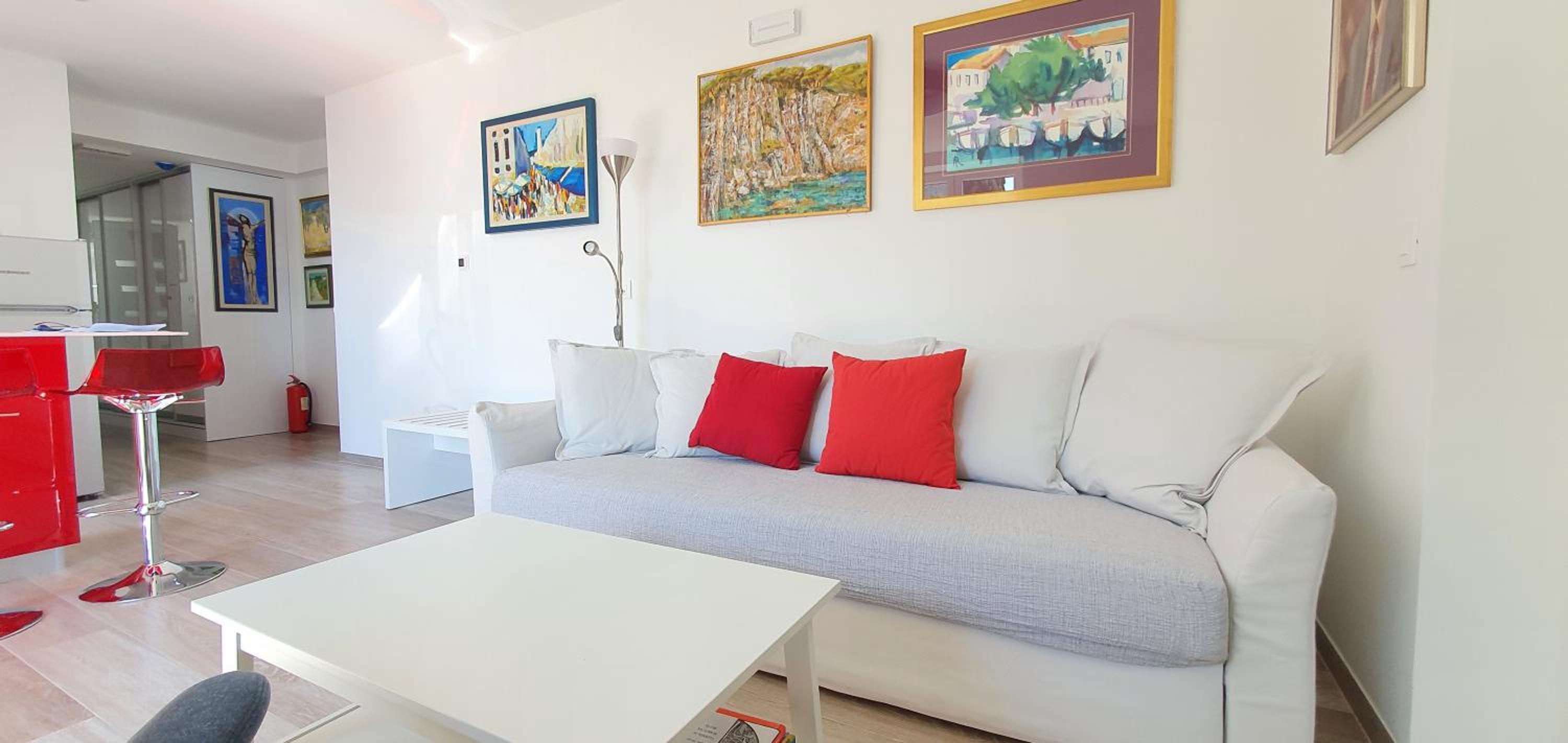 Apartment mit Balkon und Meerblick