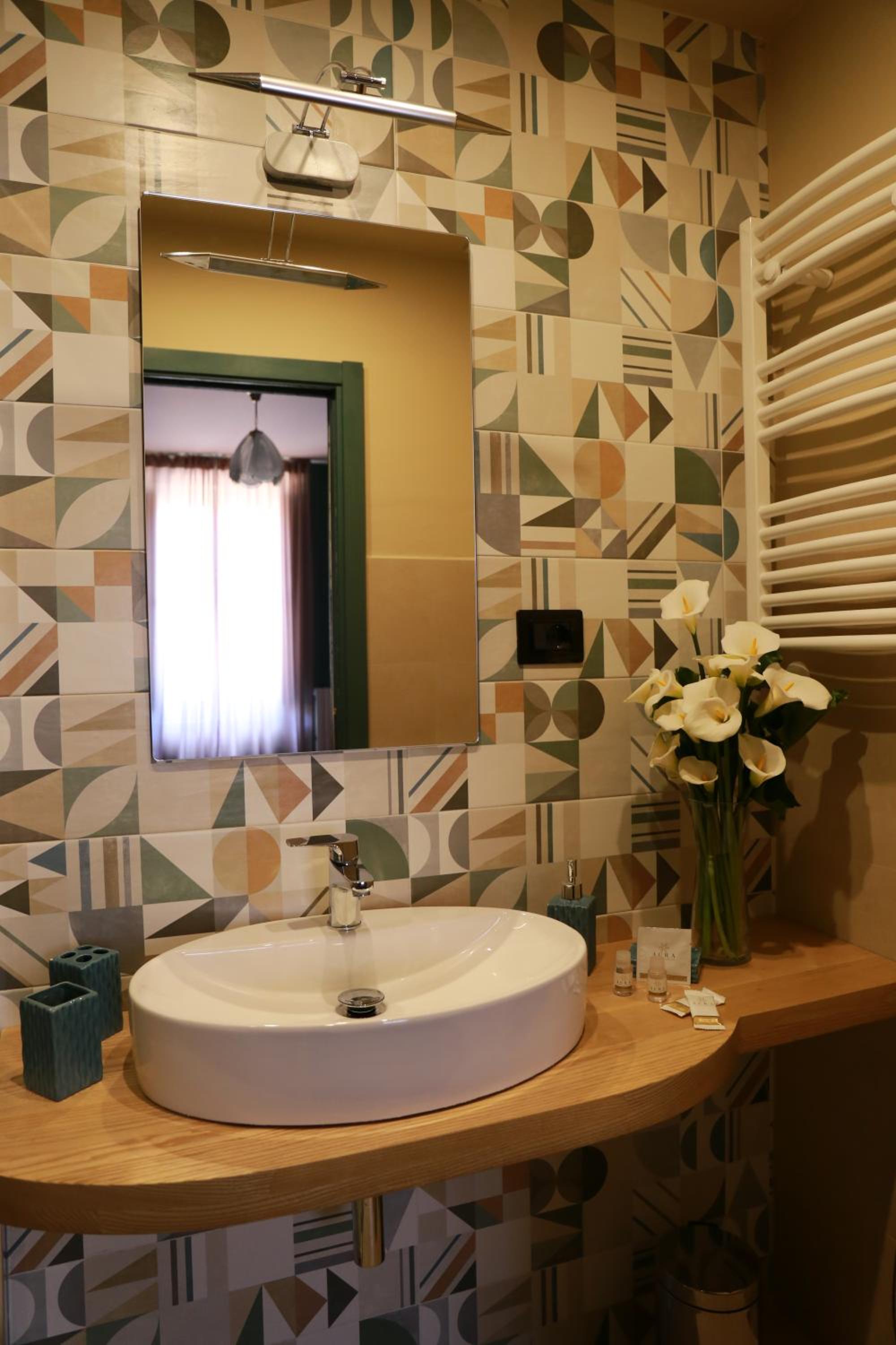 Double Room with Private Bathroom - Photo 21