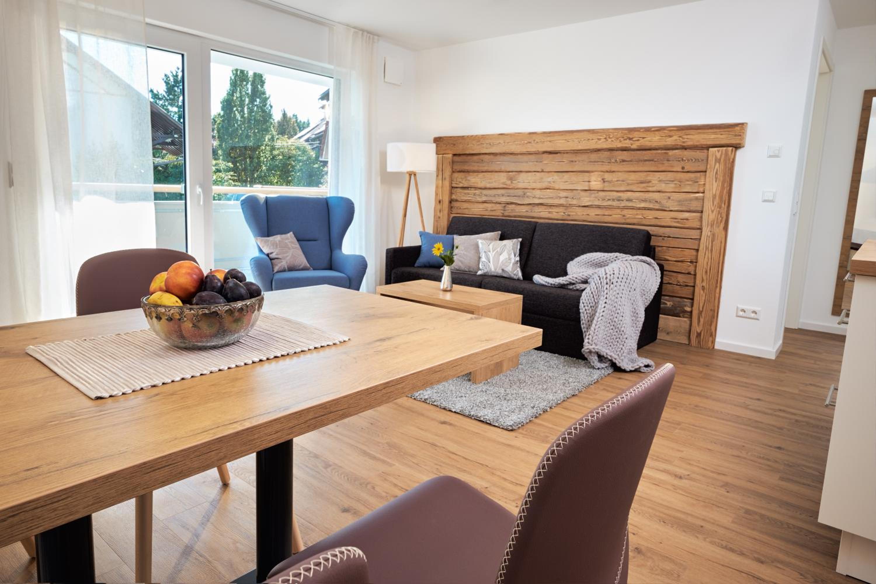 Apartment with Mountain View photo 1