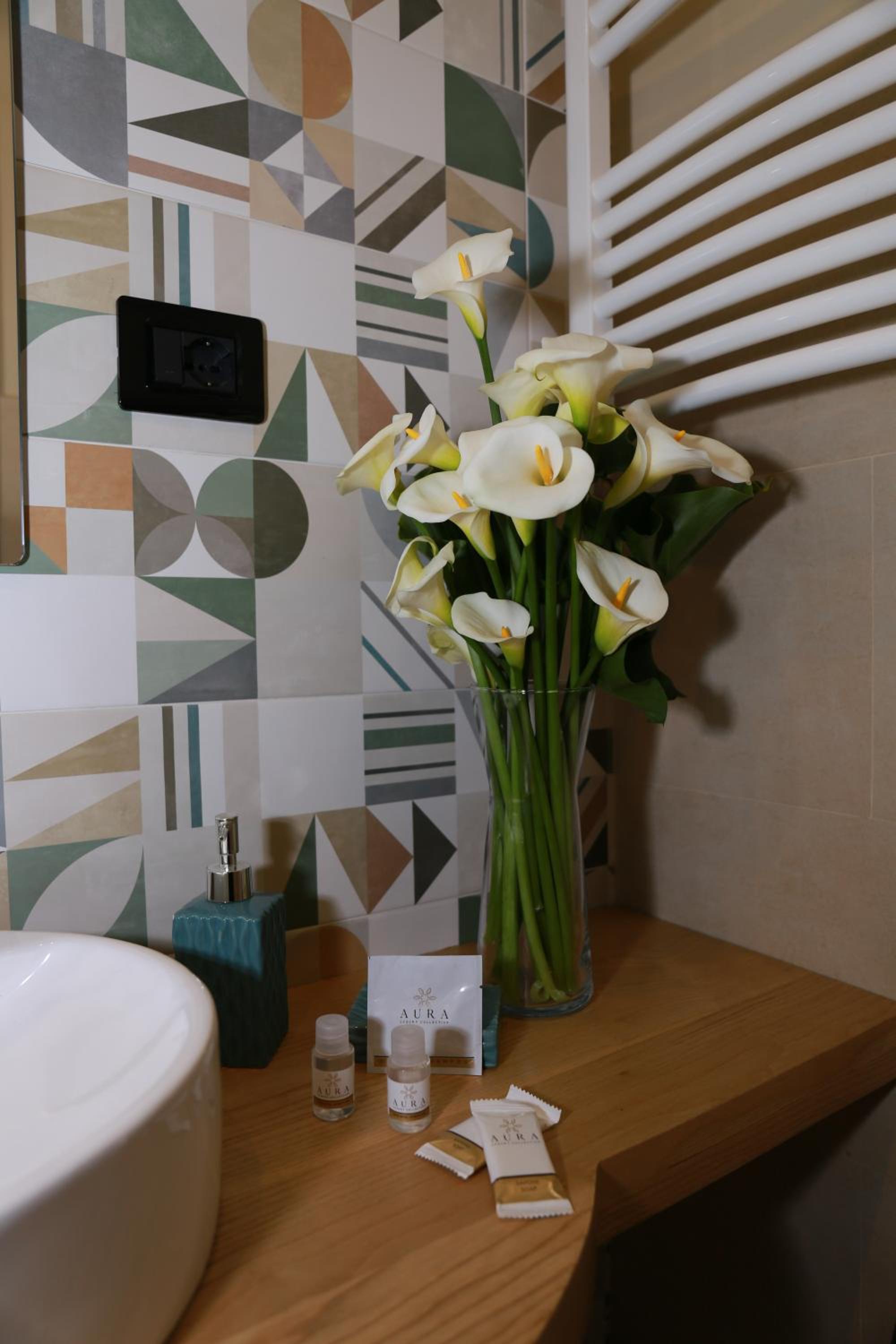 Double Room with Private Bathroom - Photo 15