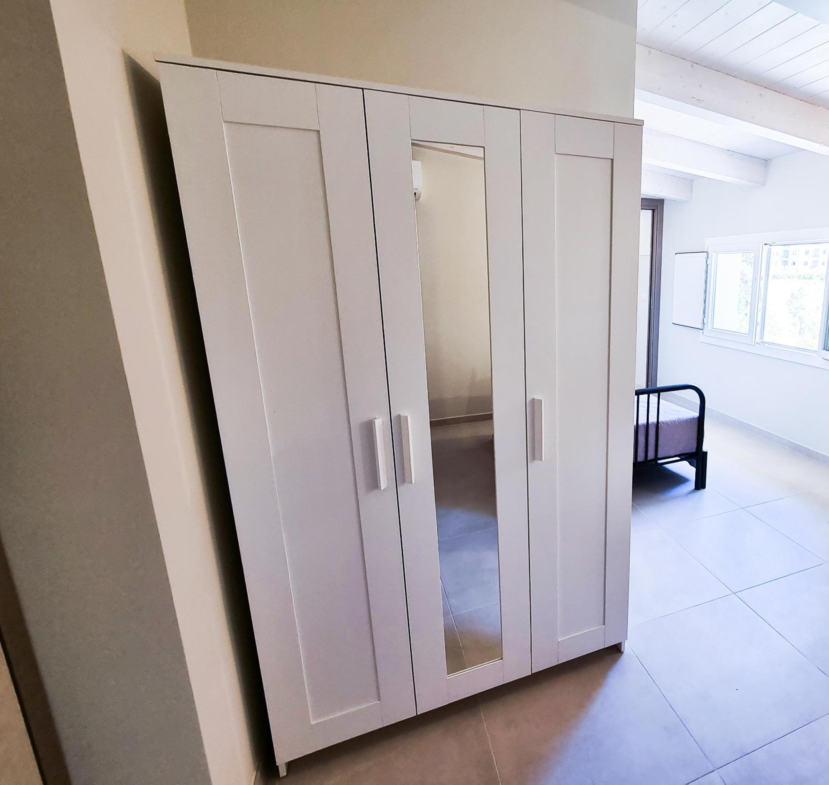 Deluxe Triple Room - Photo 9