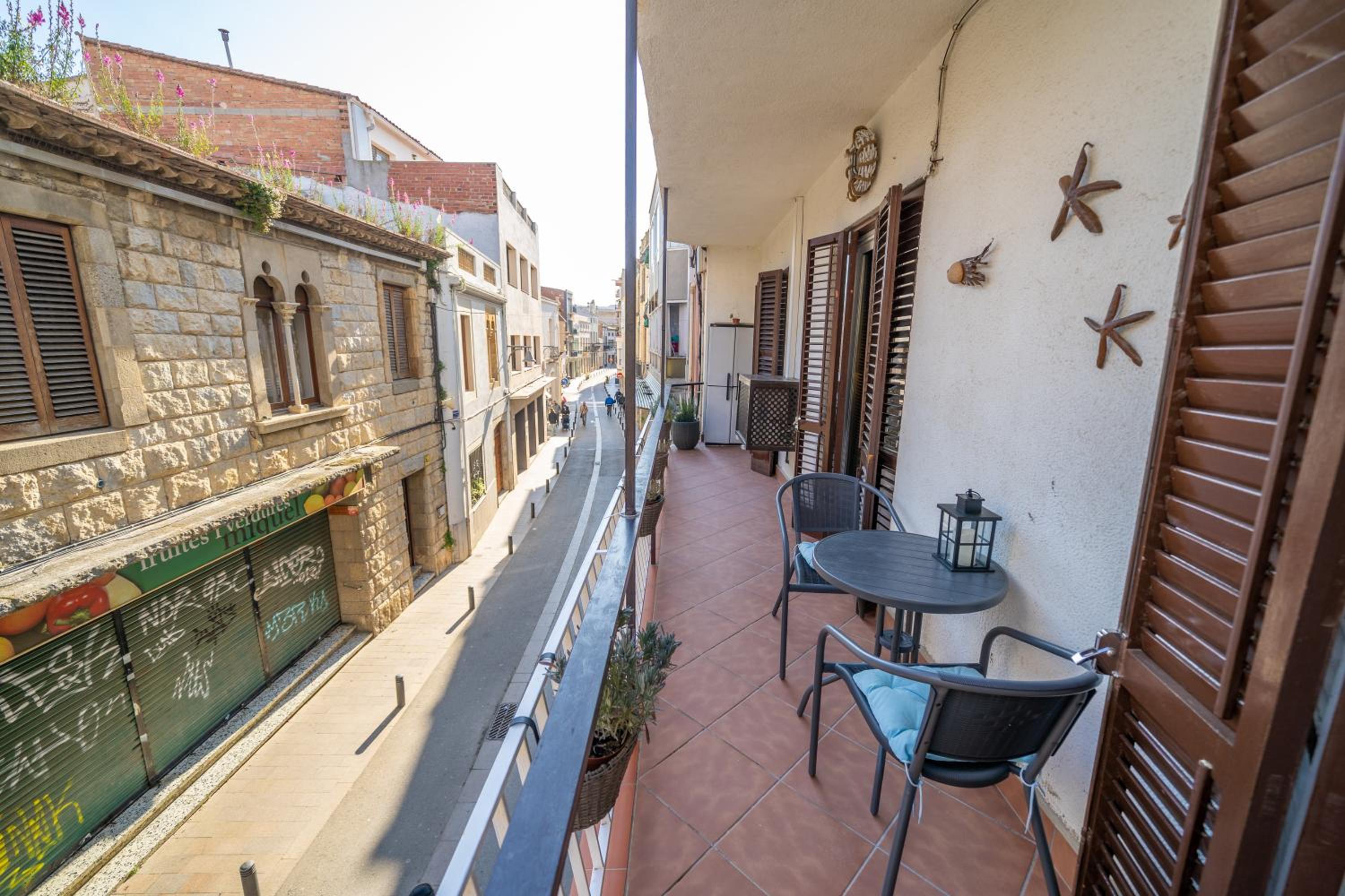 Apartment with Balcony photo 3