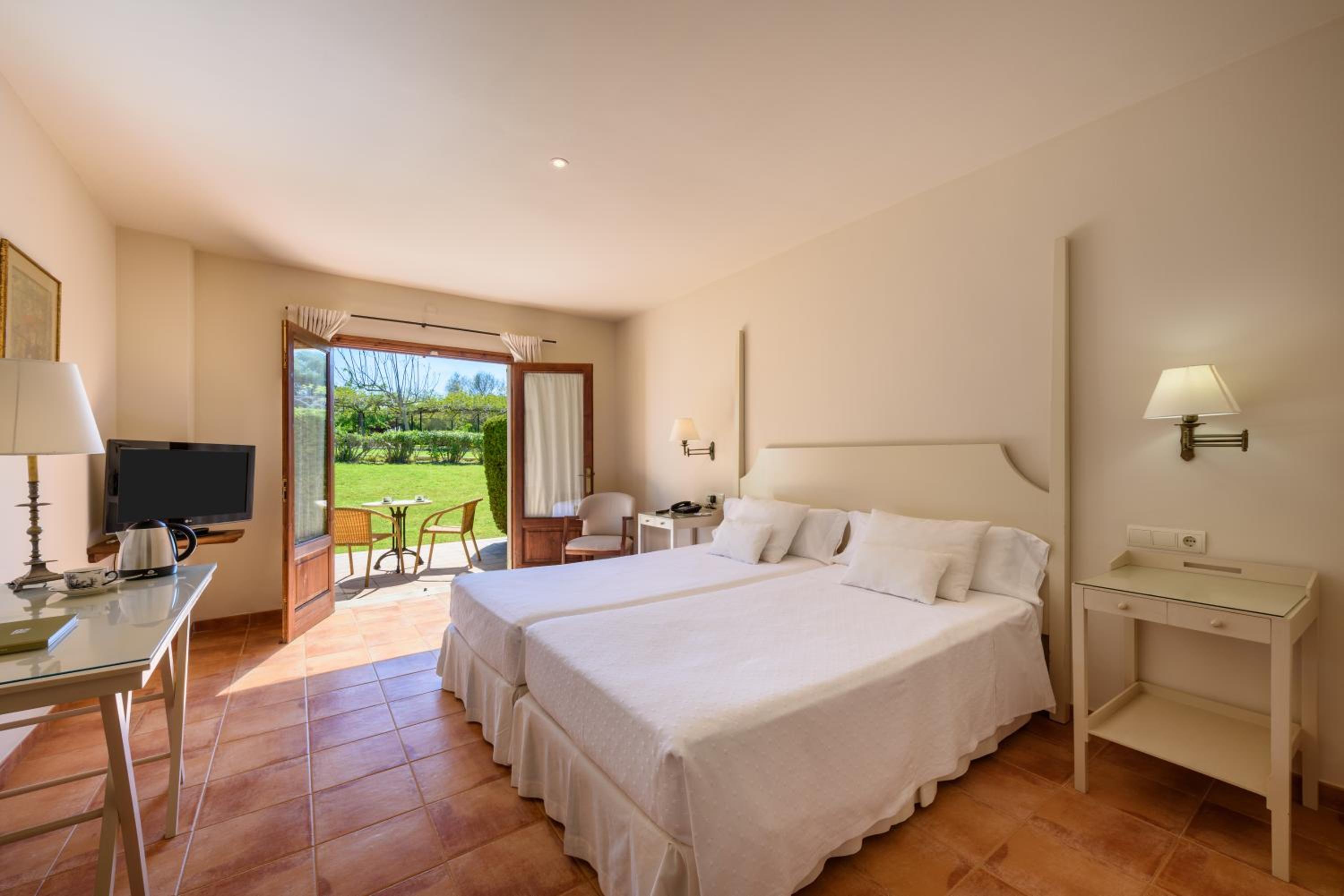 Habitación Doble Superior (2 adultos + 1 niño)