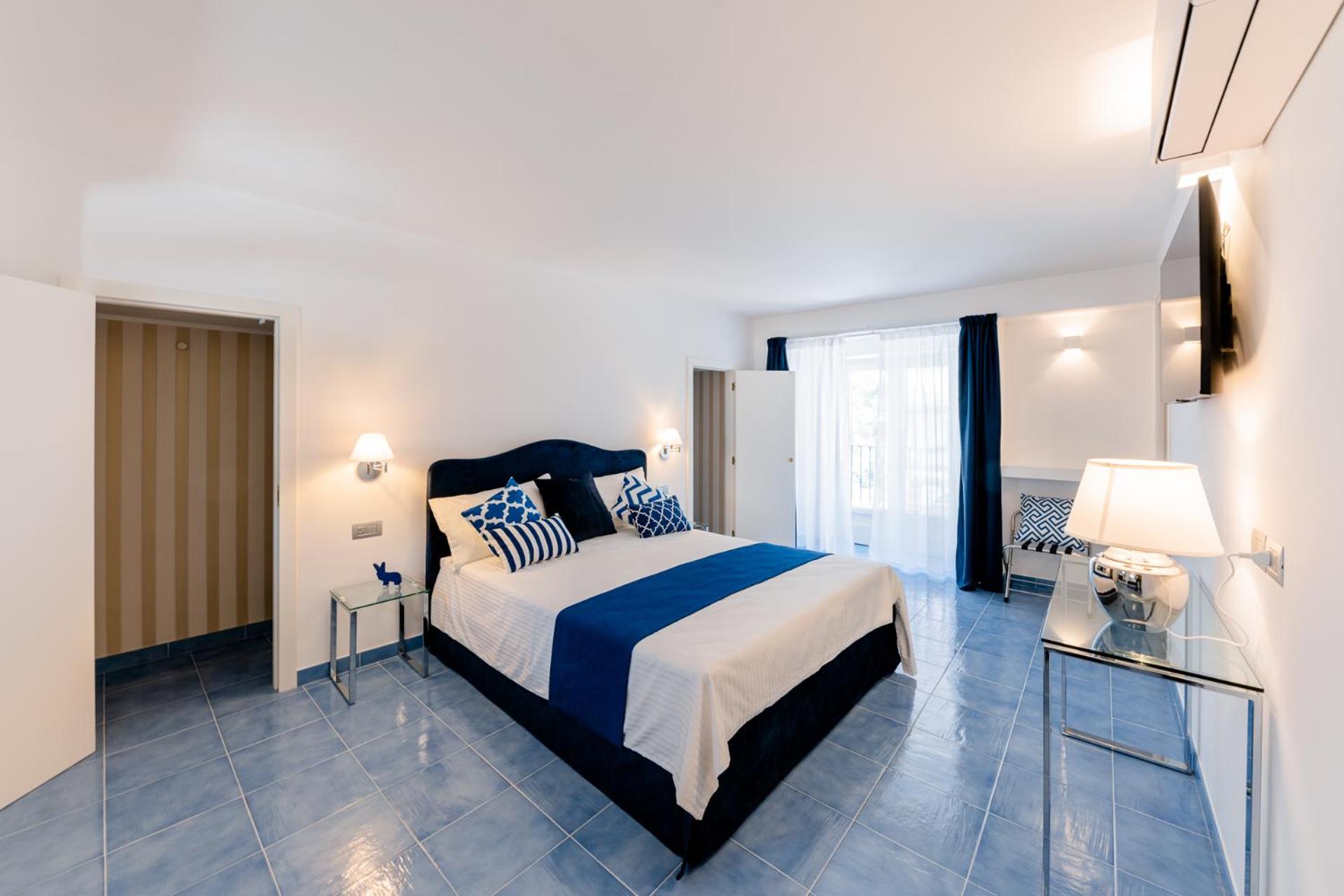 Deluxe Double Room photo 2