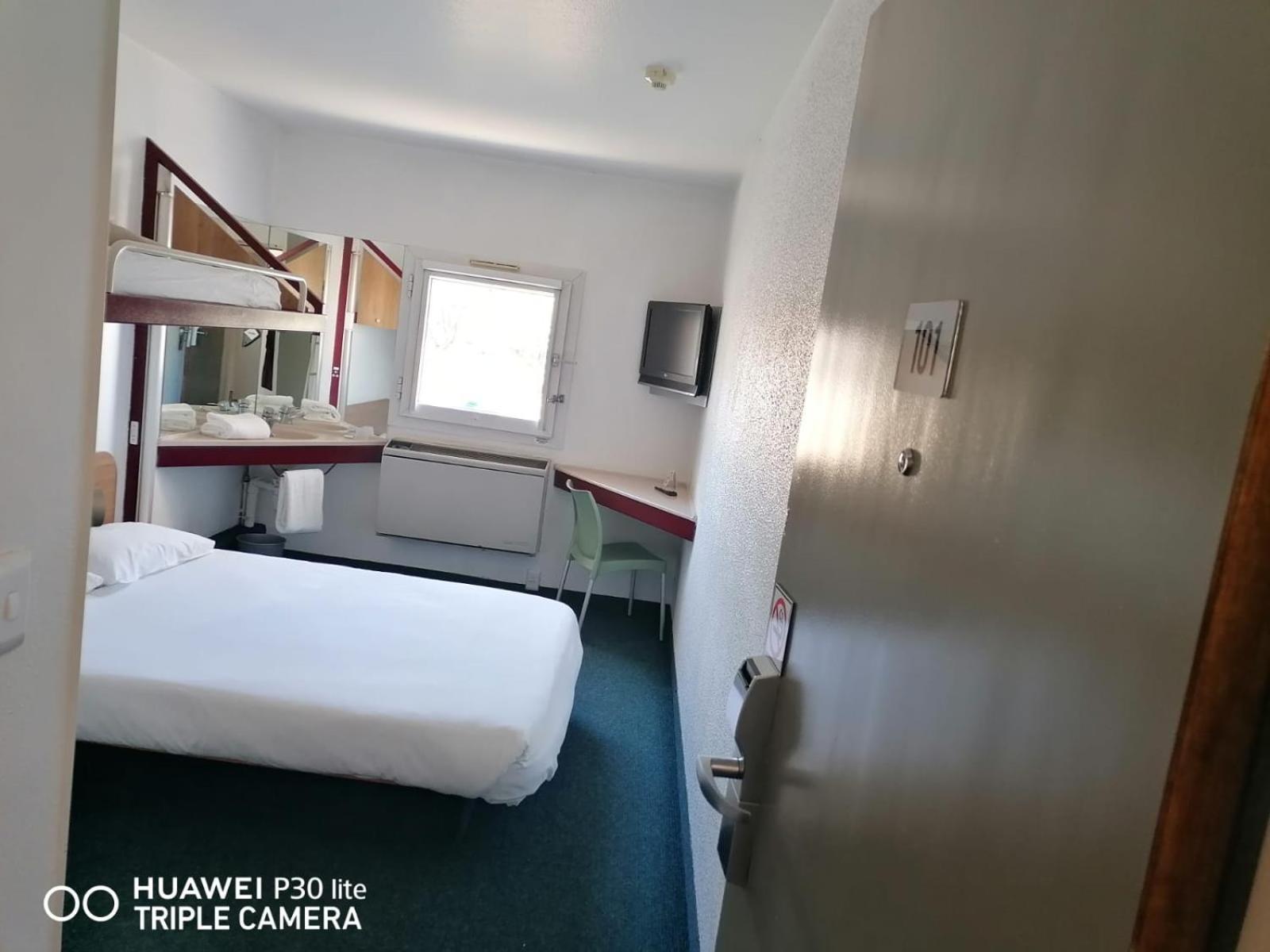 Standard Triple Room - Photo 1