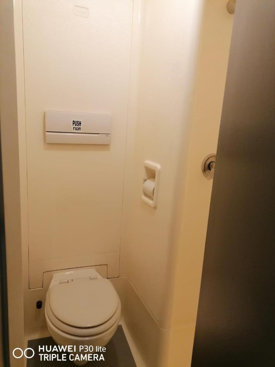 Standard Triple Room - Photo 7